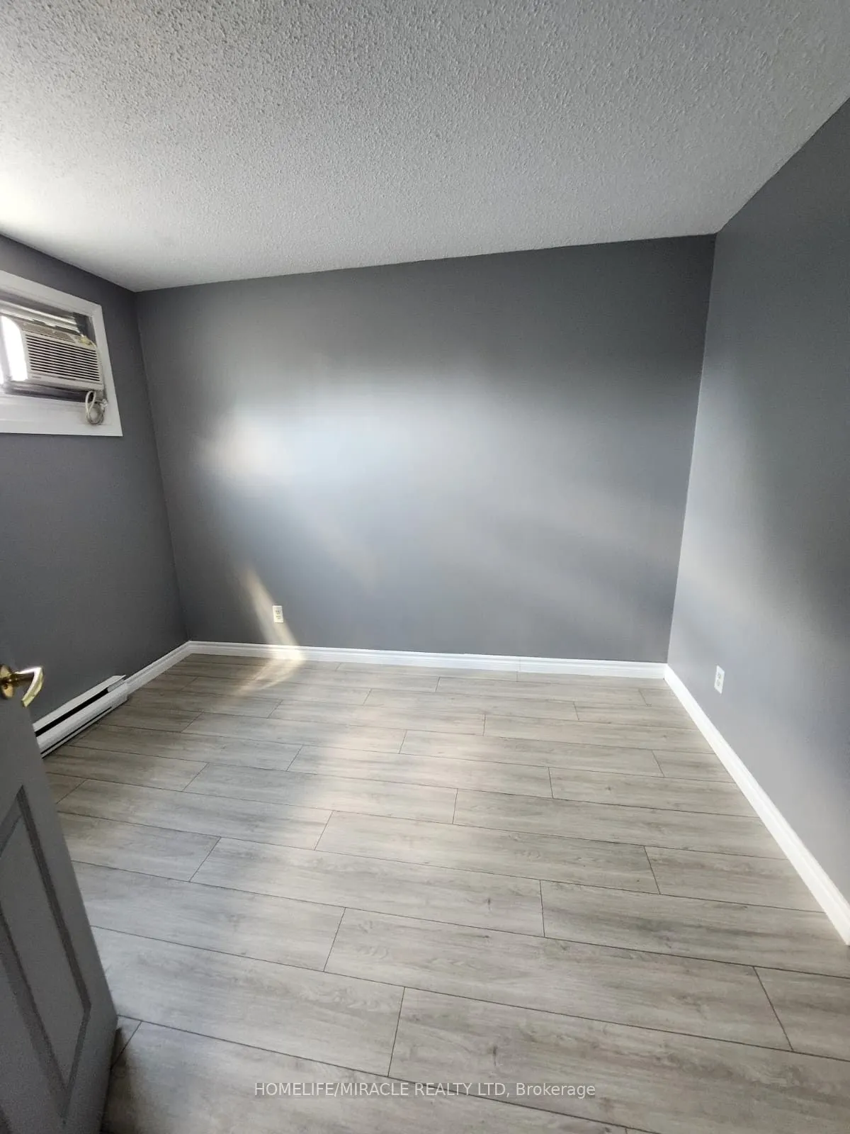 1100 Oxford Street, #2