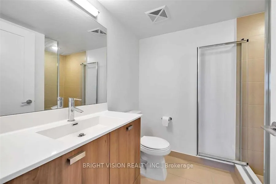 275 Village Green Square, #1922