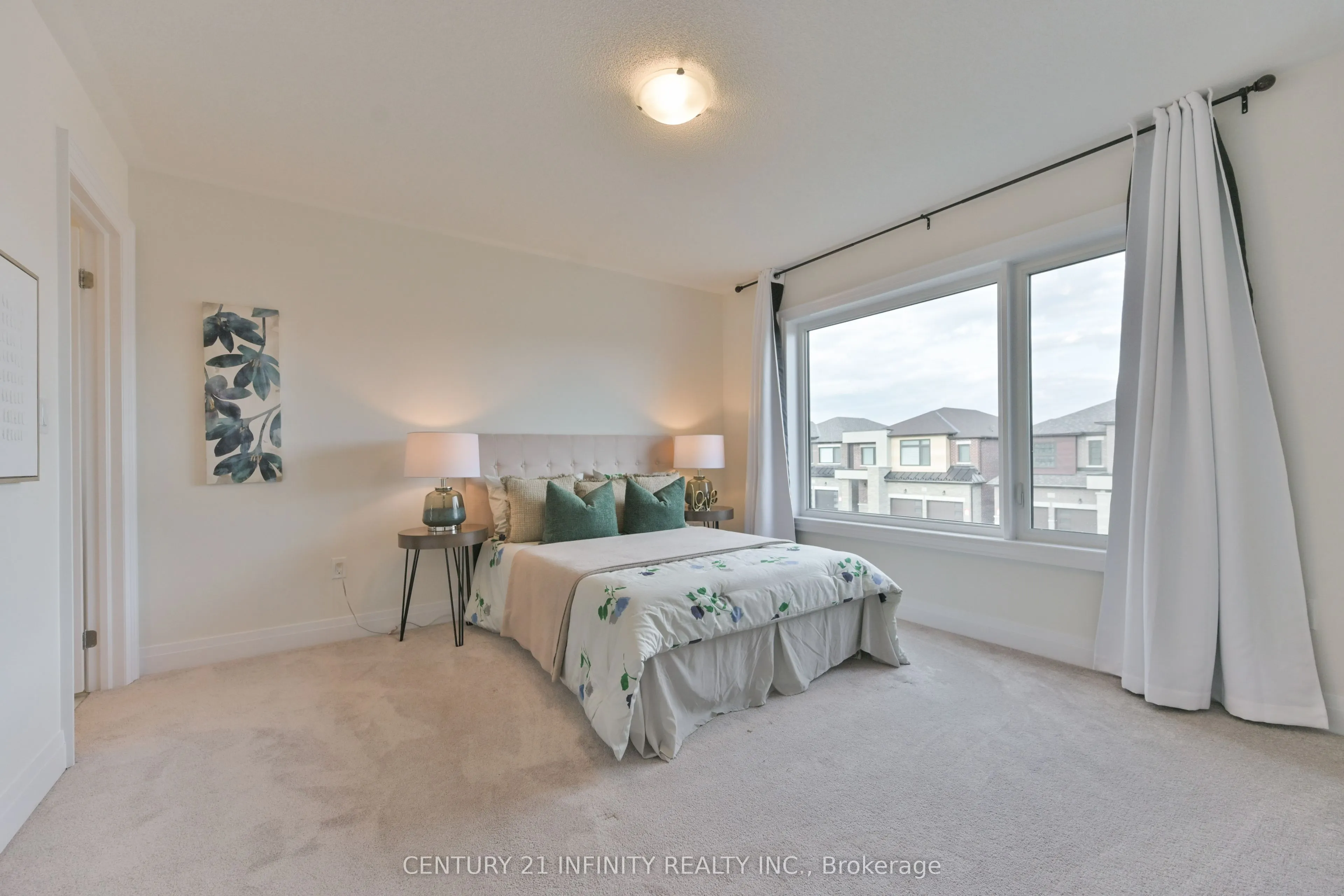10 Hoad Street