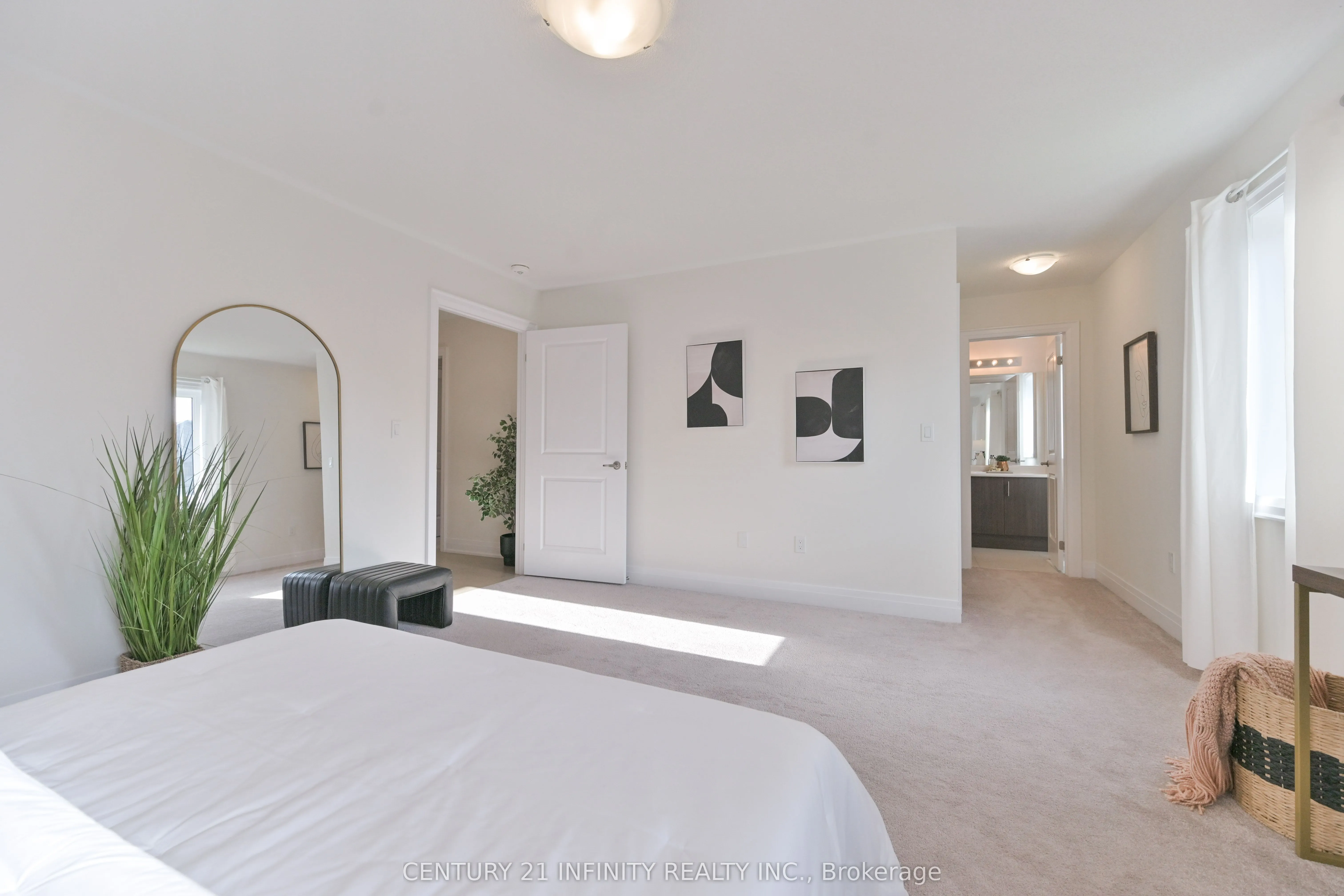 10 Hoad Street