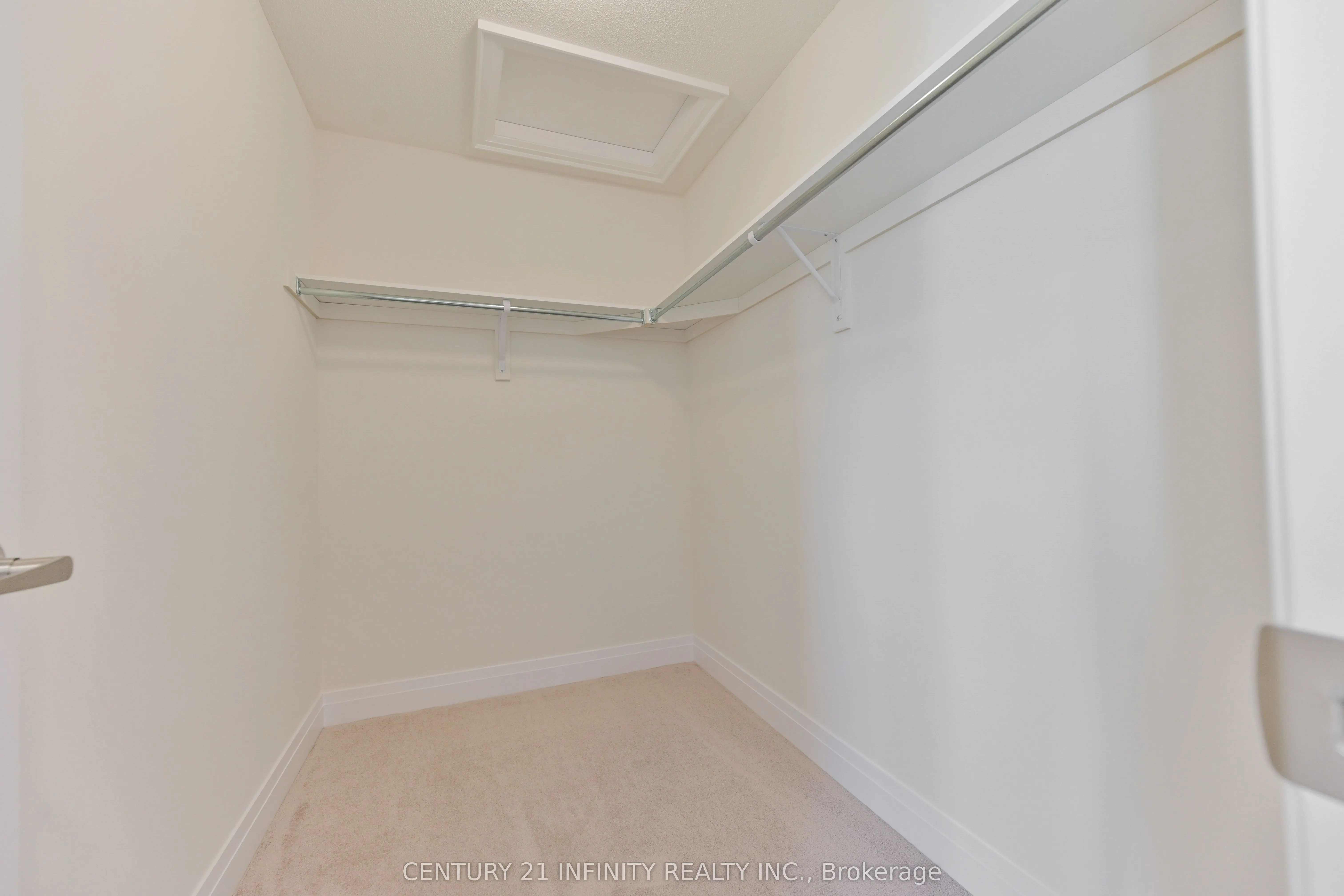 10 Hoad Street