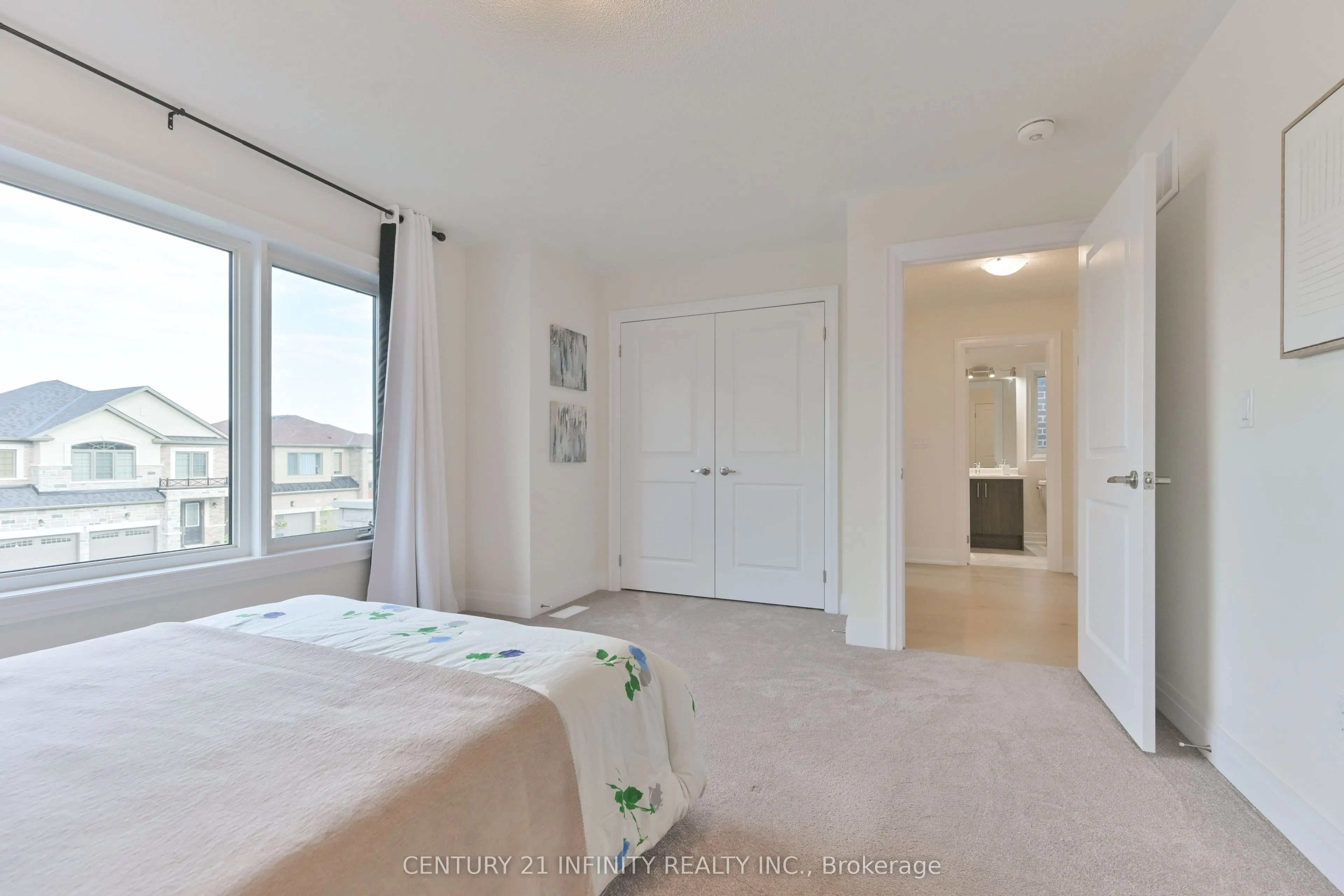 10 Hoad Street
