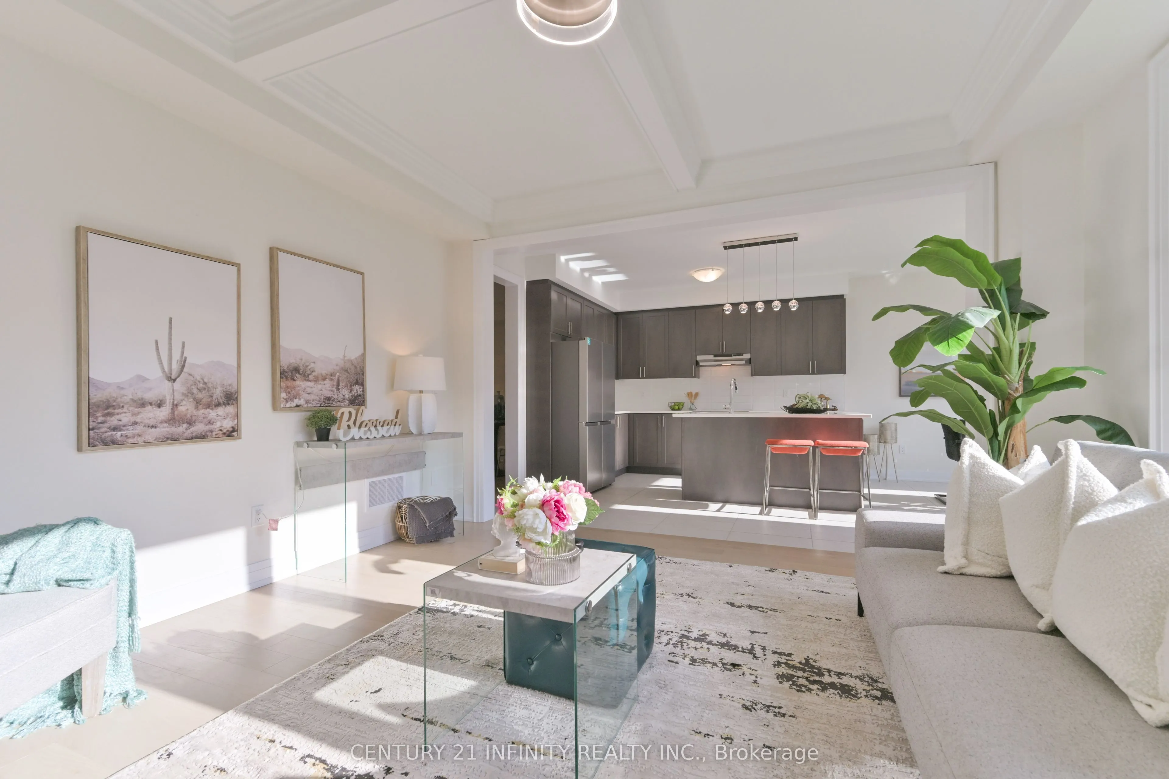 10 Hoad Street
