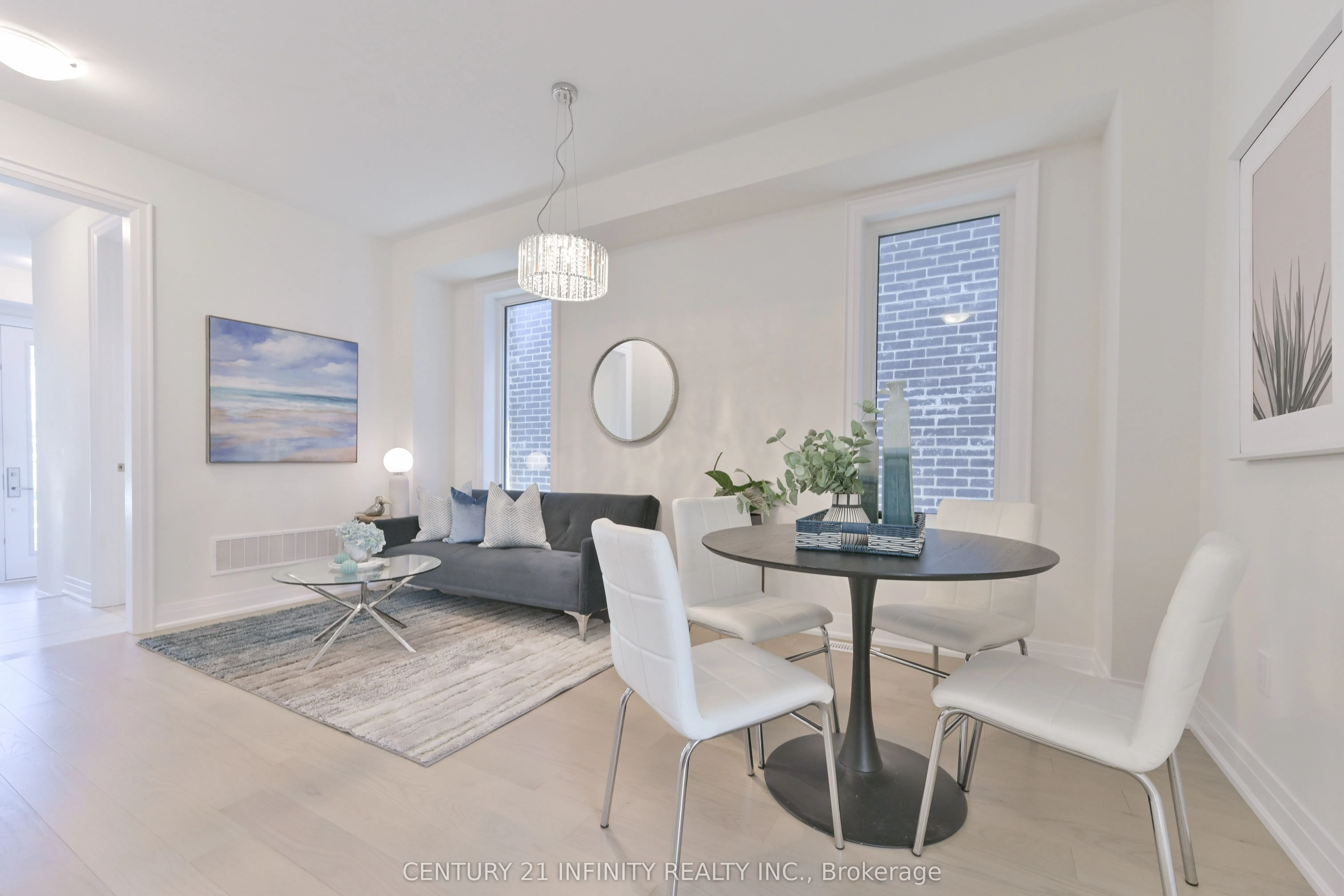 10 Hoad Street