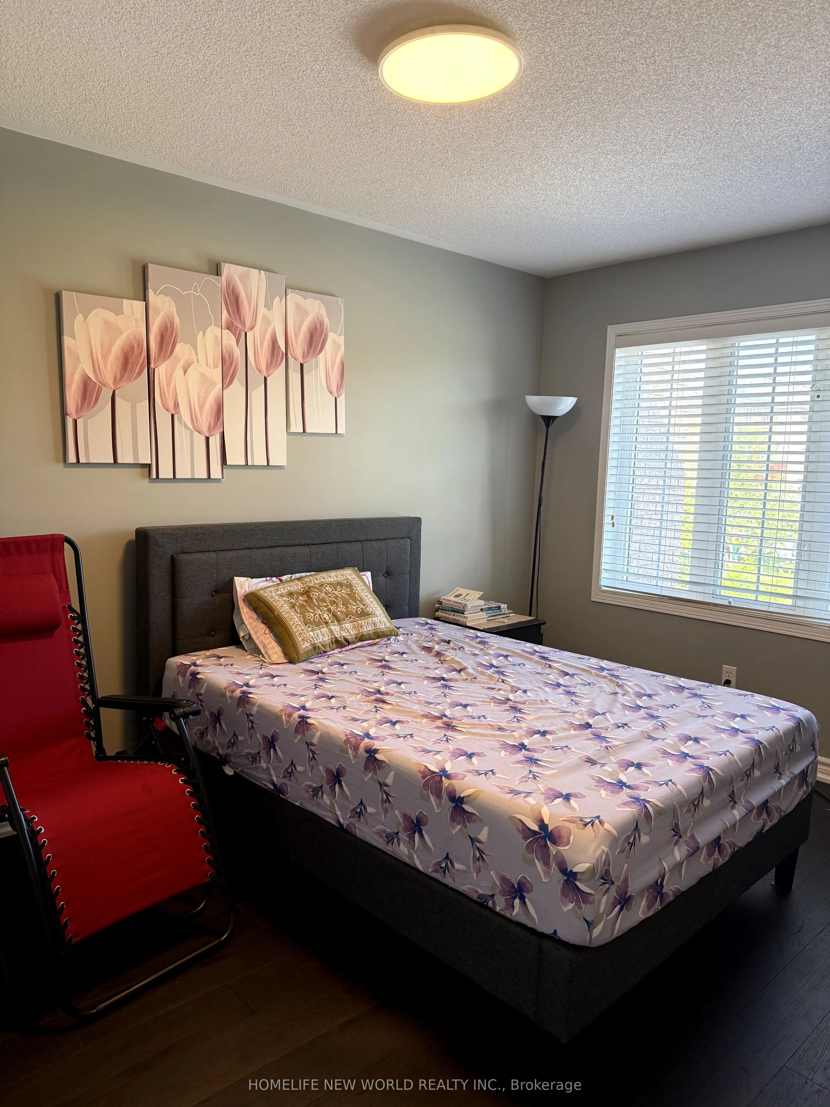 13 Tasker Crescent