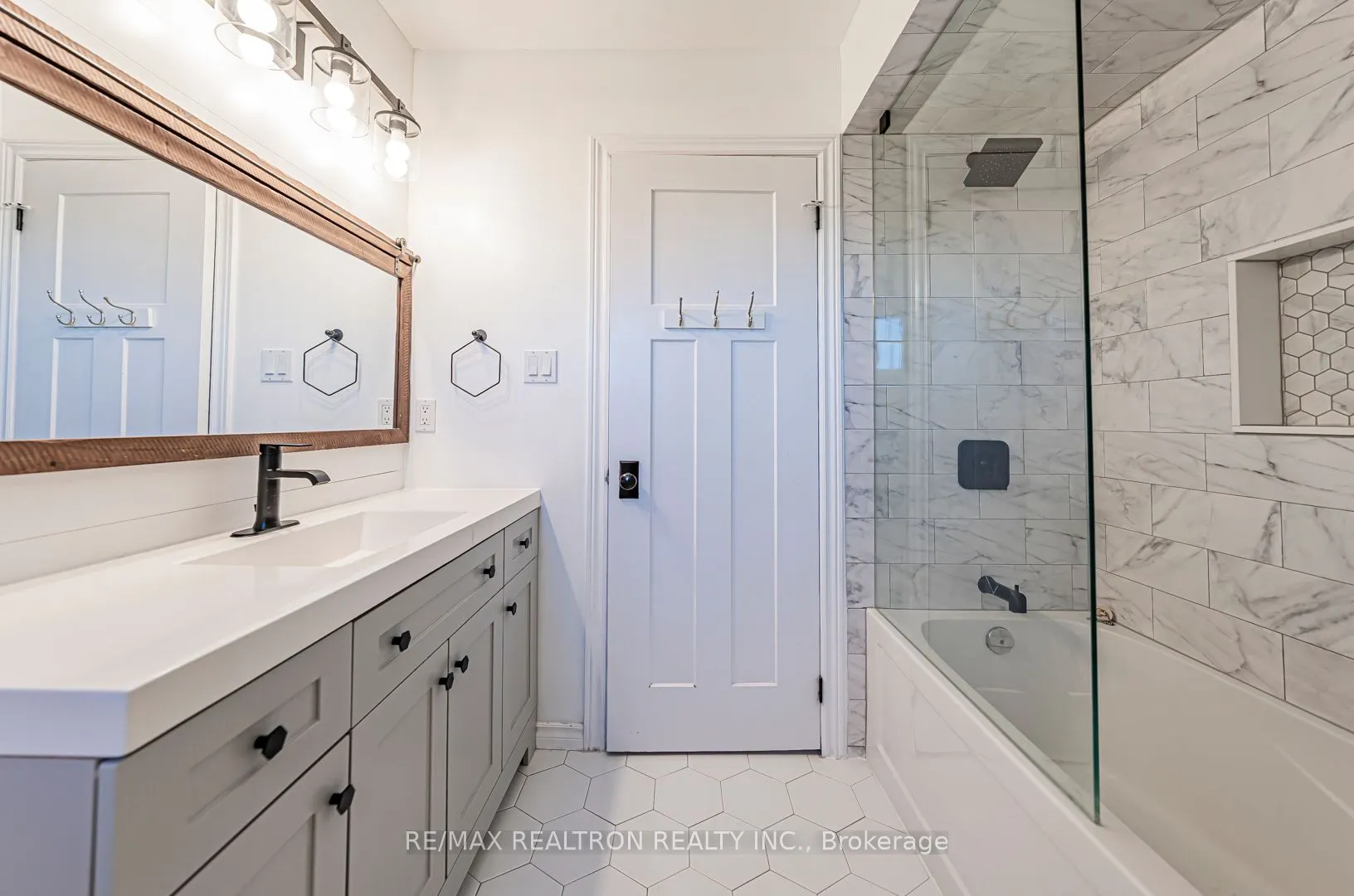 44 Moynahan Crescent, #Main