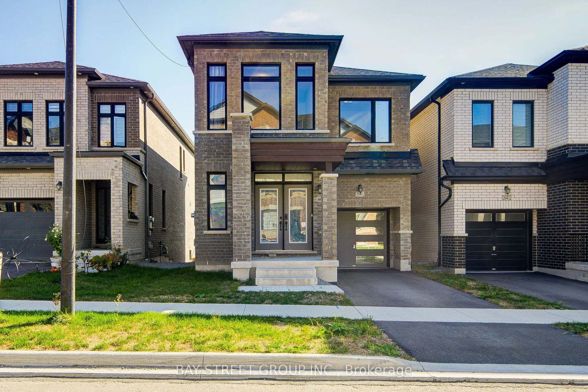 2643 Delphinium Trail