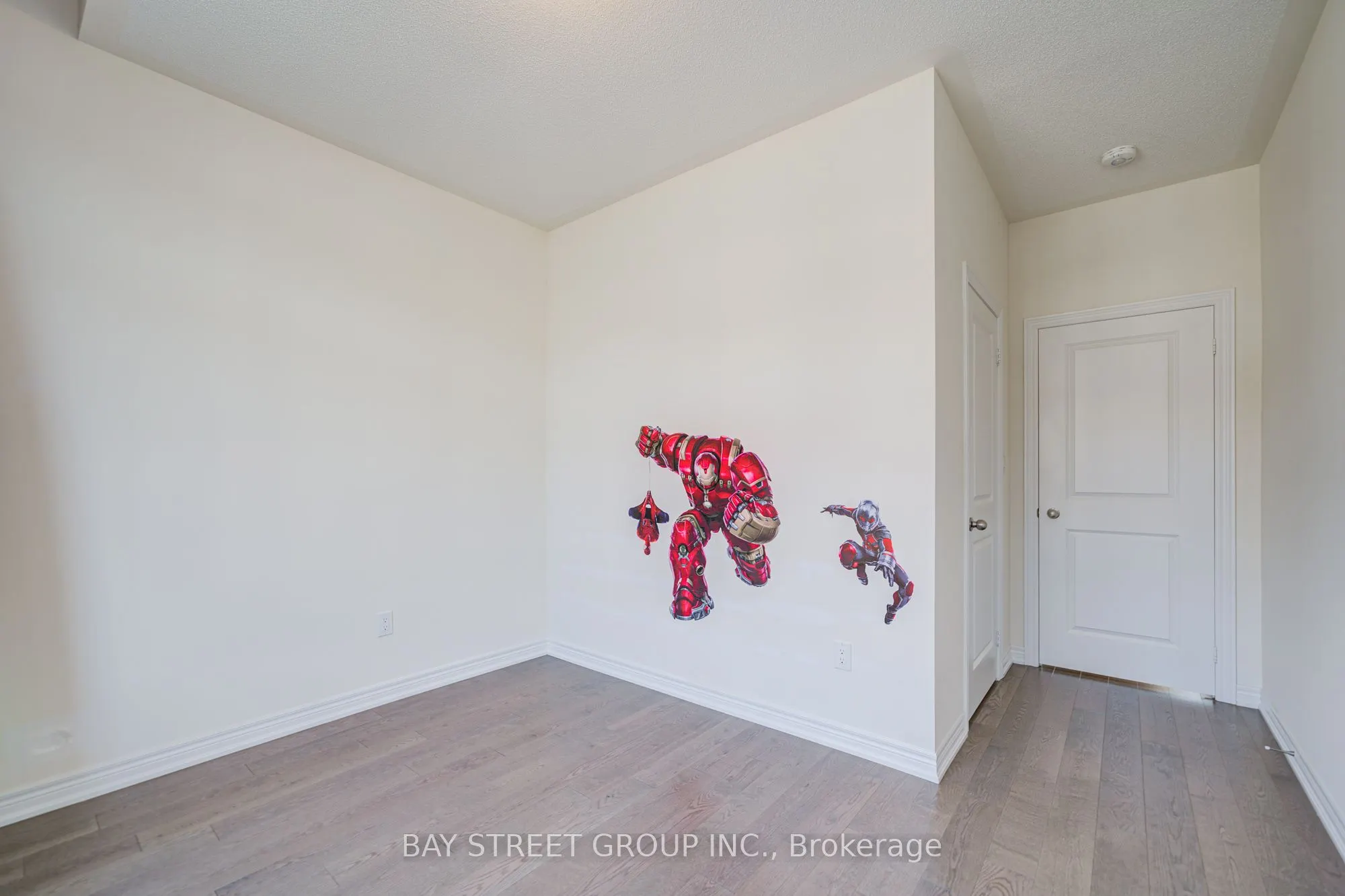 2643 Delphinium Trail
