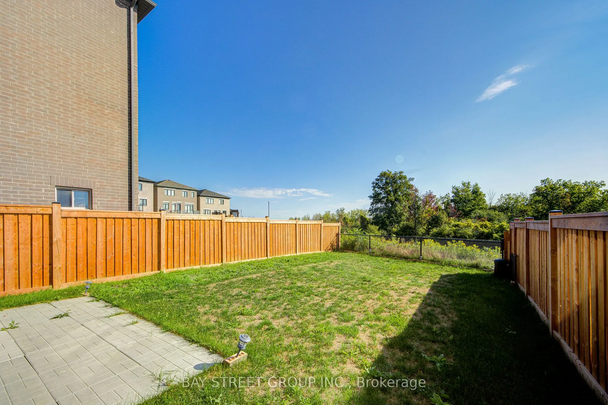 2643 Delphinium Trail