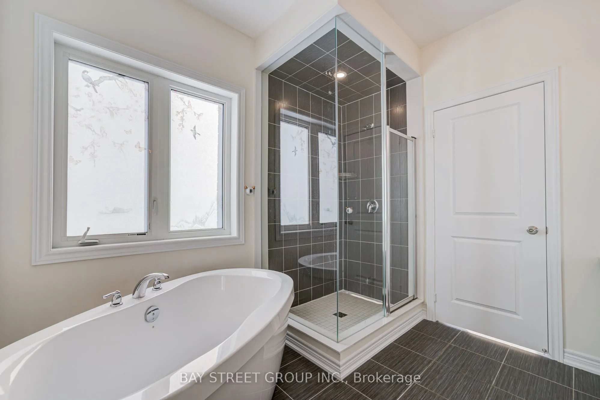 2643 Delphinium Trail