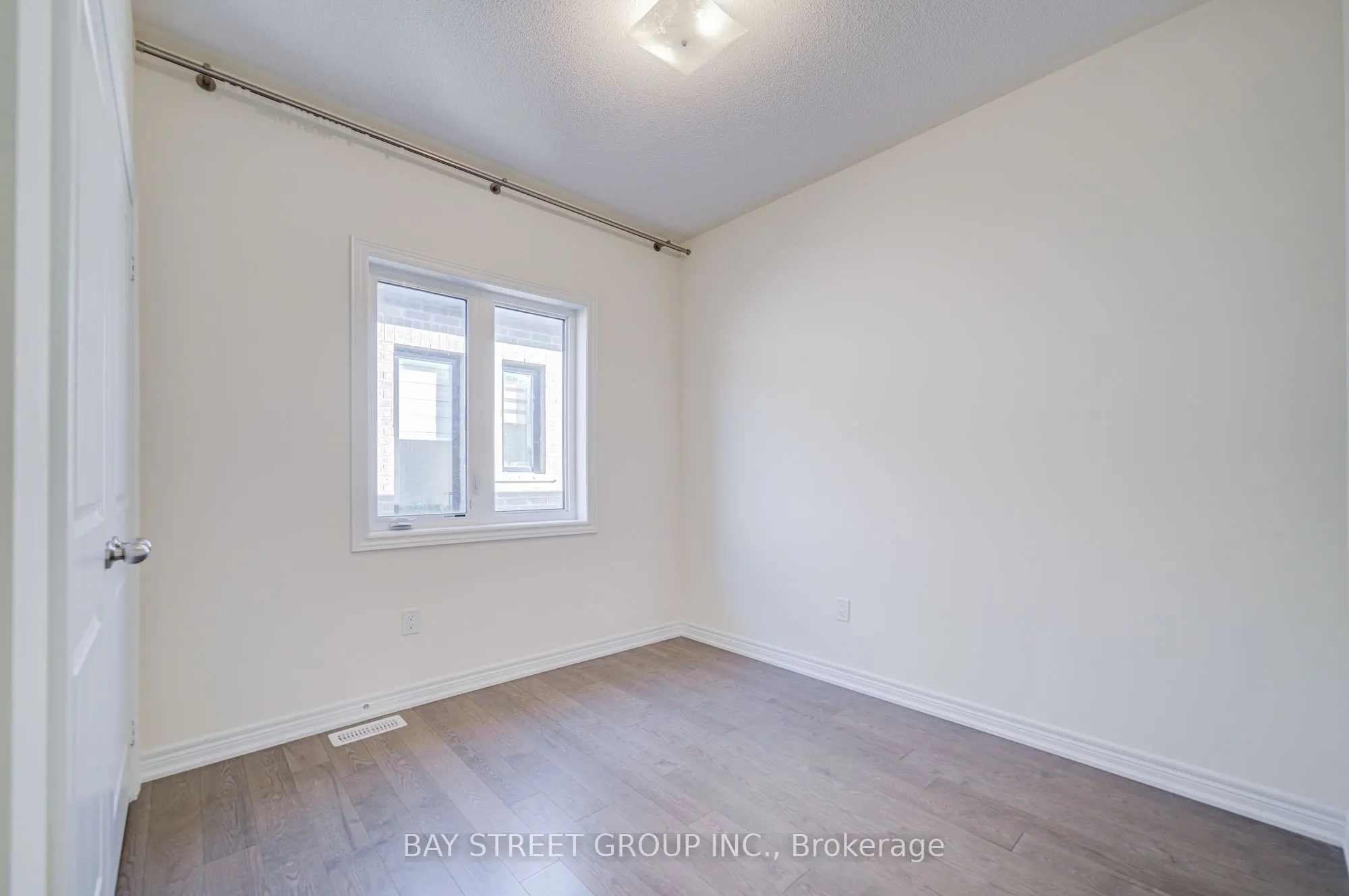 2643 Delphinium Trail