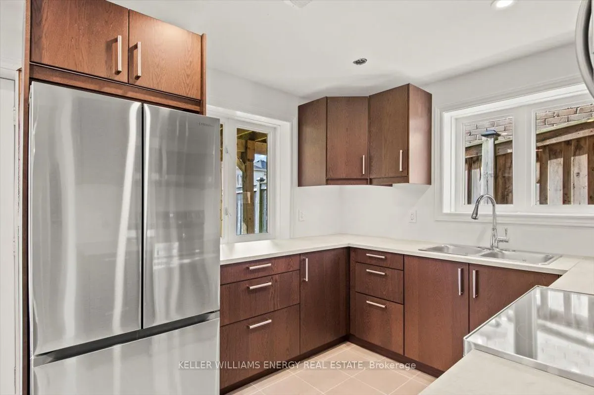 213 Glenabbey Drive