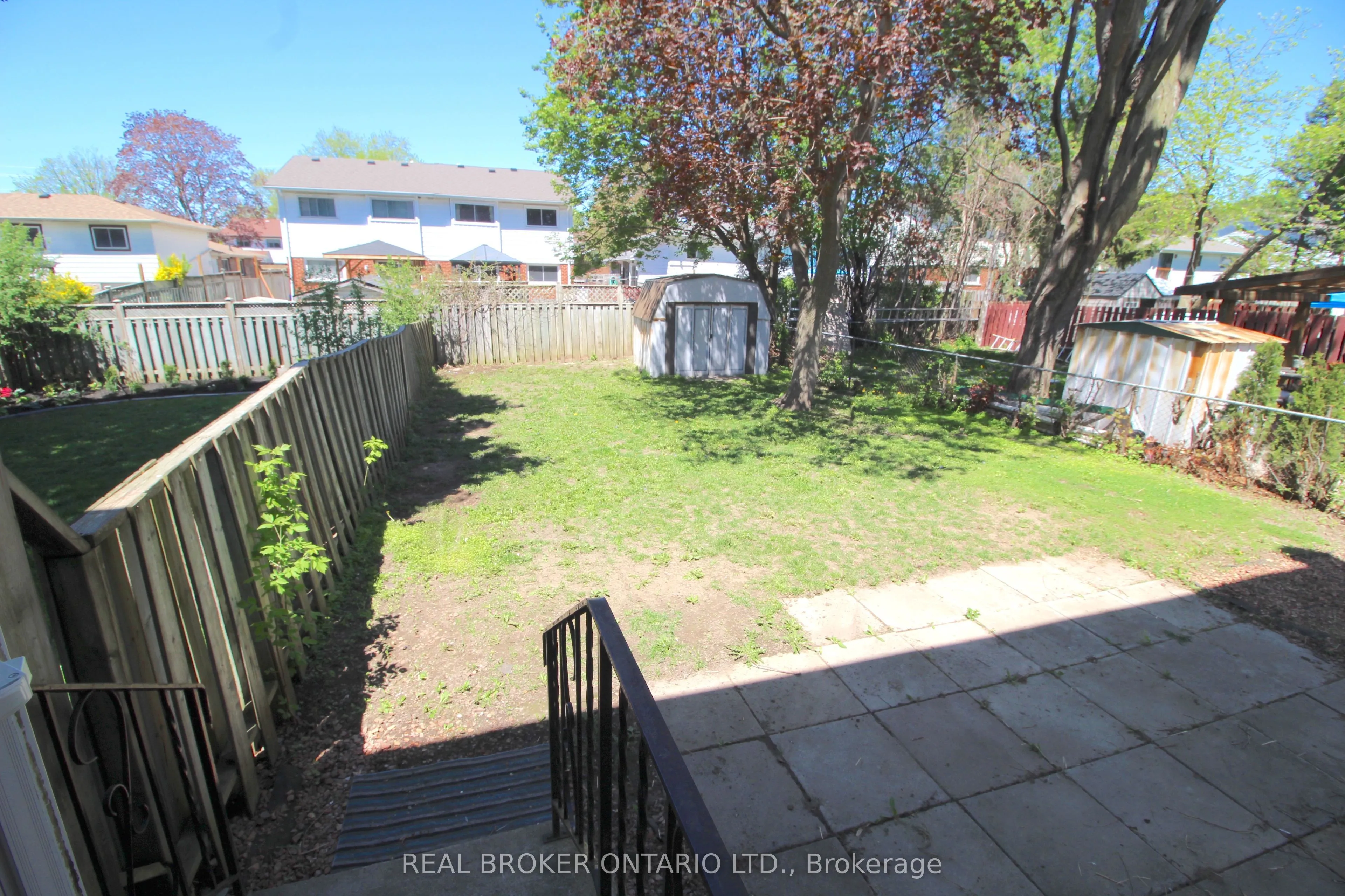 658 Berwick Crescent