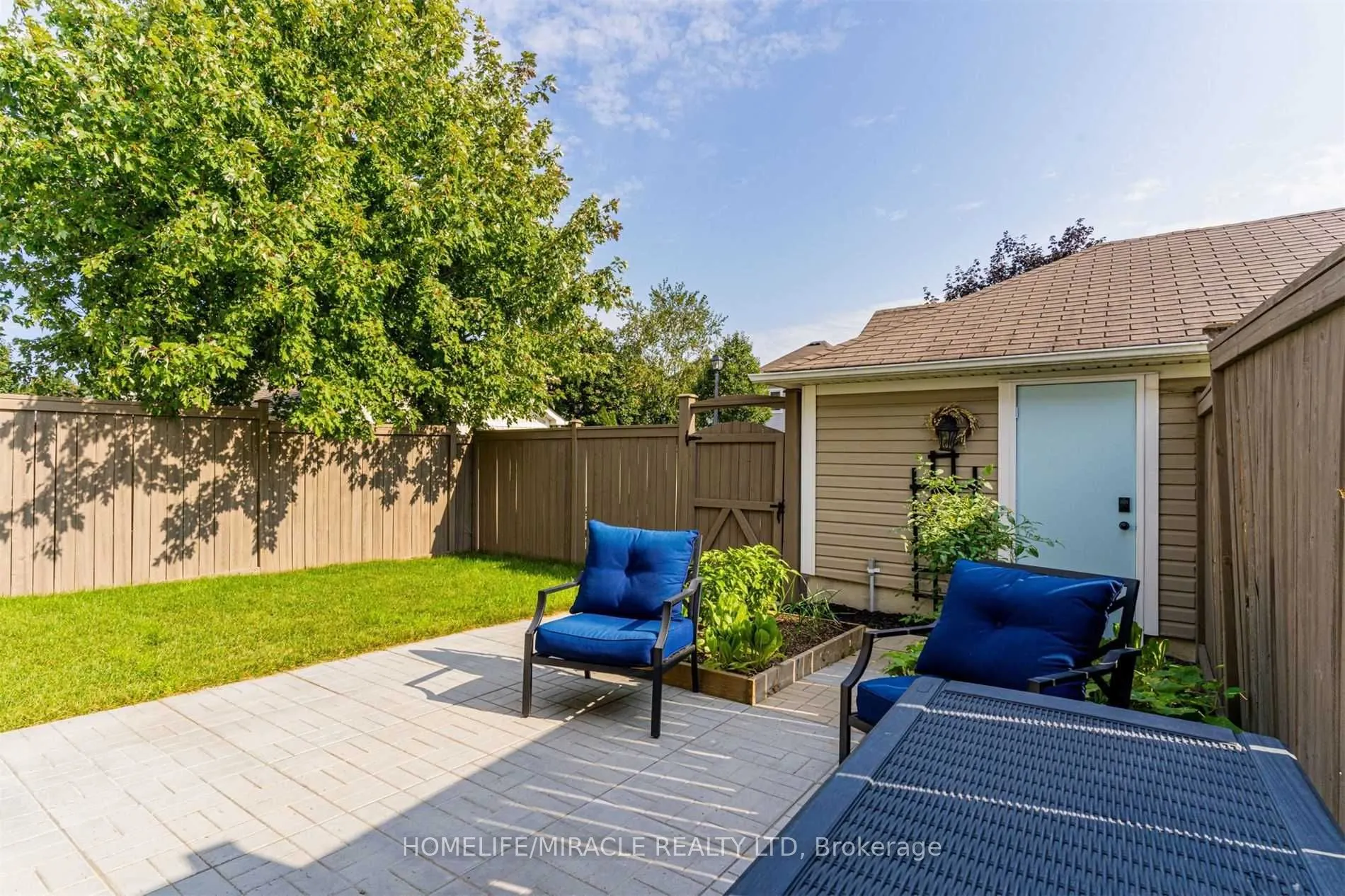 149 Carnwith Drive E