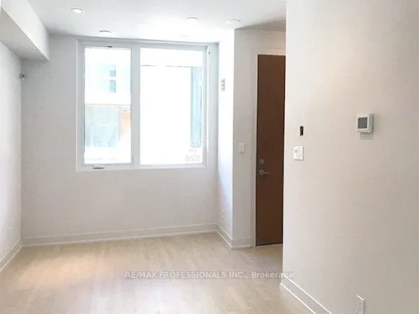 50 Curzon Street, #520