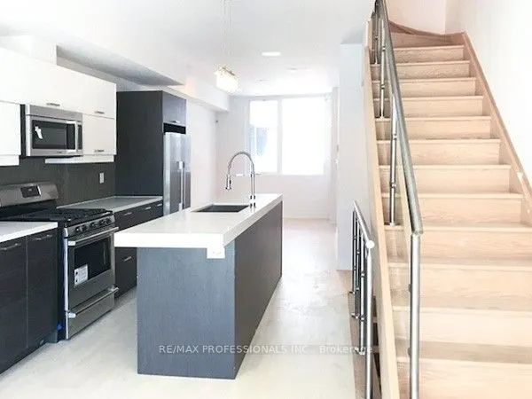 50 Curzon Street, #520