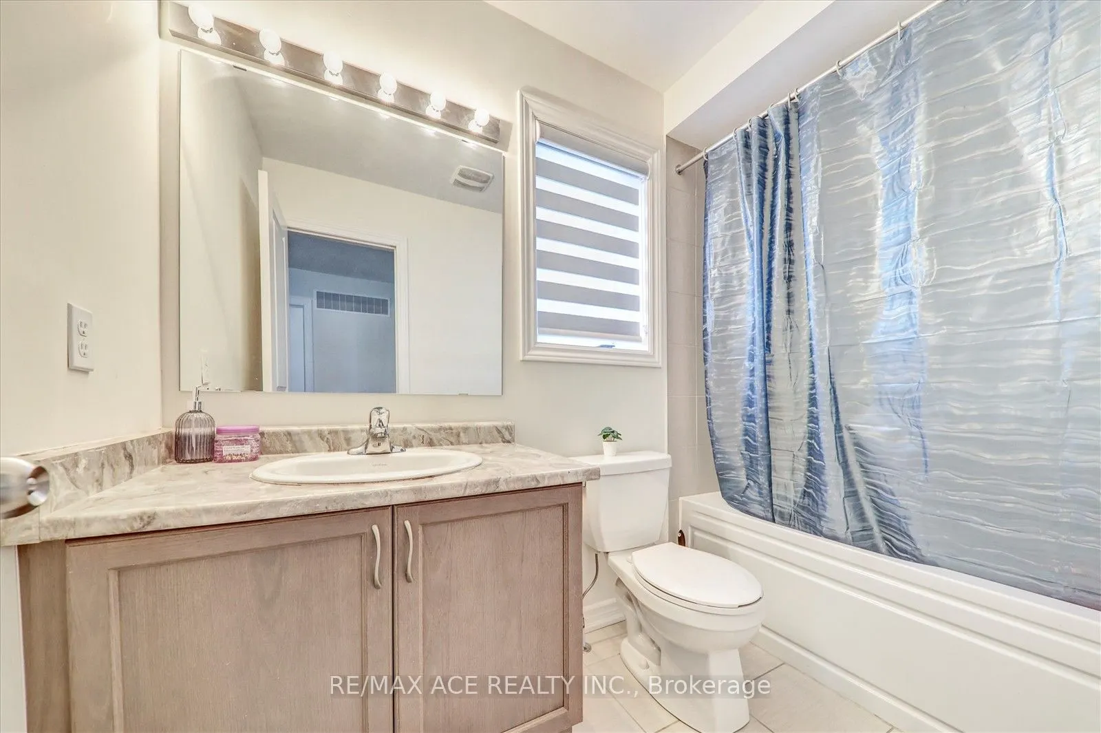1097 Cameo Street