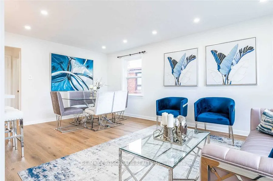 6 Larkhall Avenue