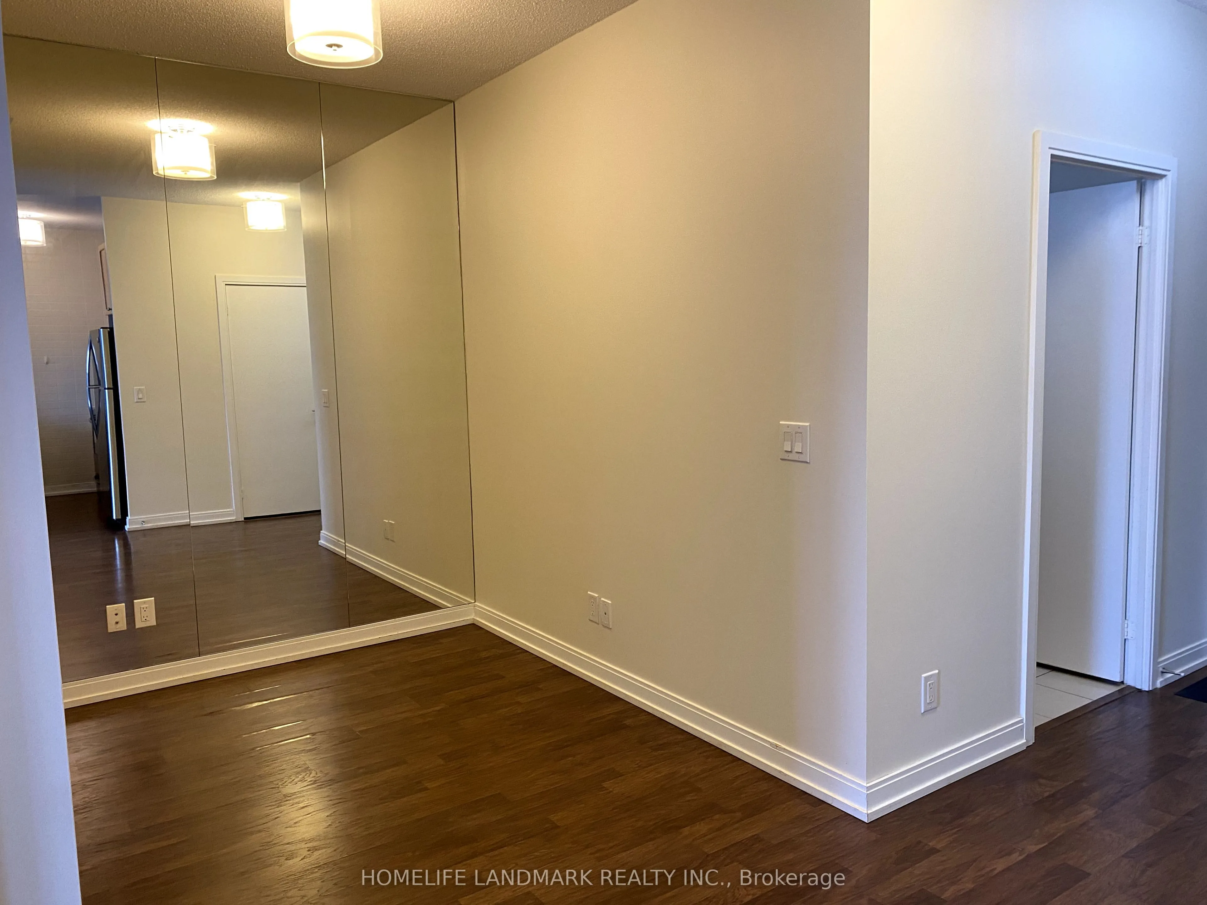 181 Village Green Square, #317