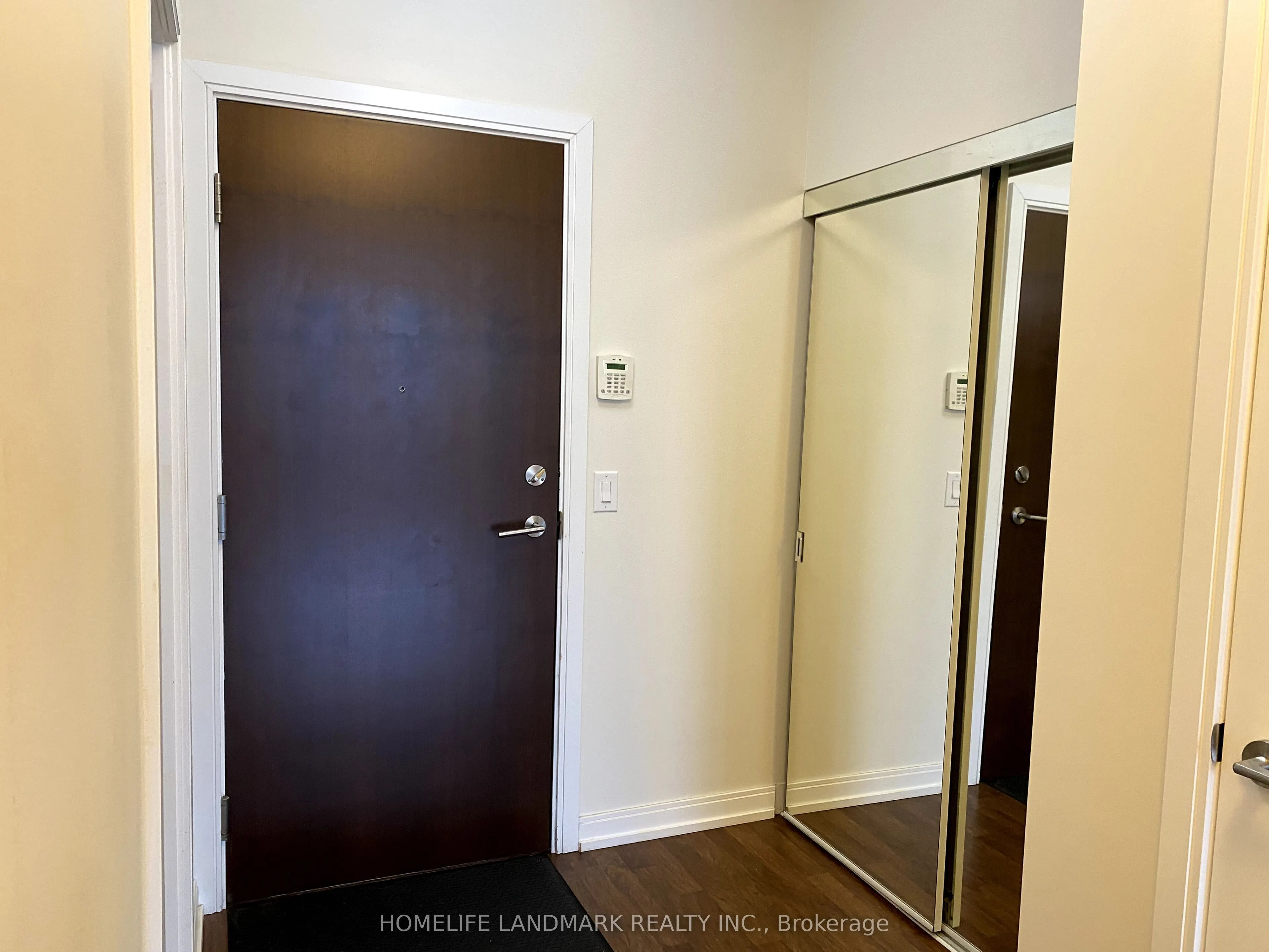 181 Village Green Square, #317