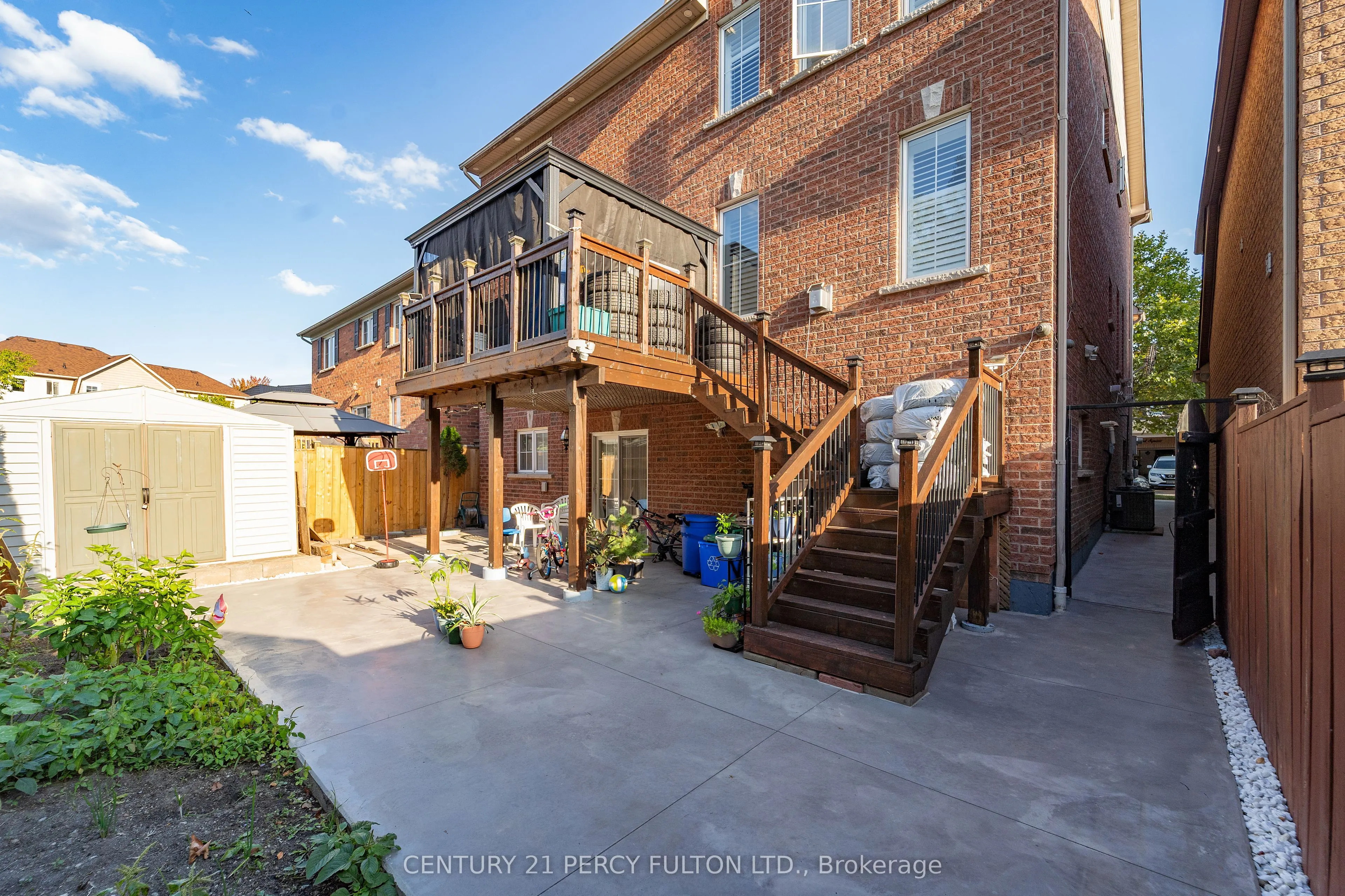 16 Brandwood Square