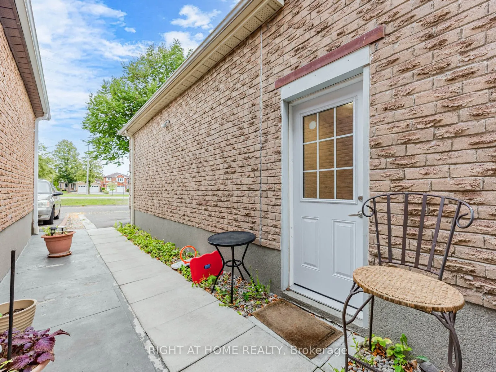 46 Marshall Crescent