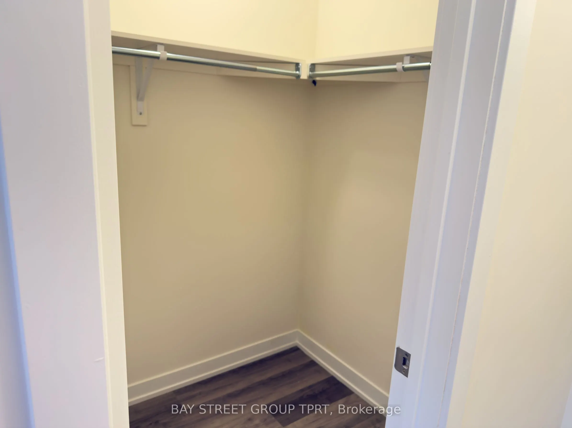 1695 Dersan Street, #1203