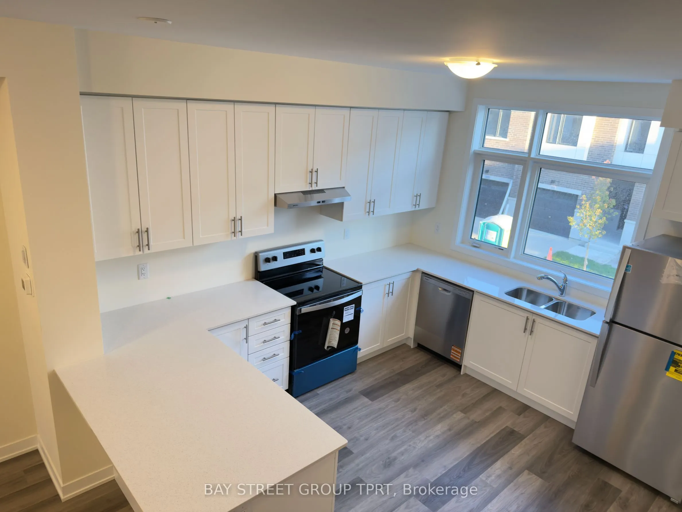 1695 Dersan Street, #1203