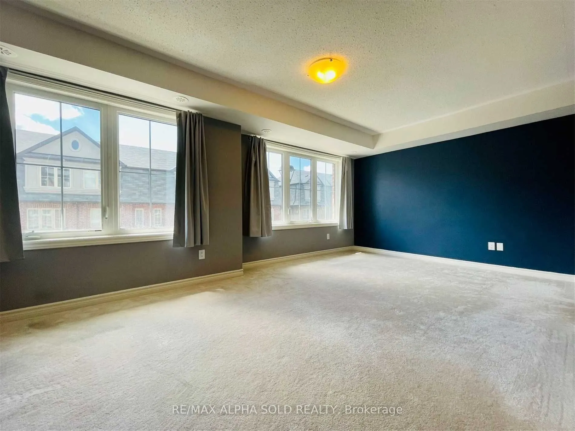 8 Eaton Park Lane, #9