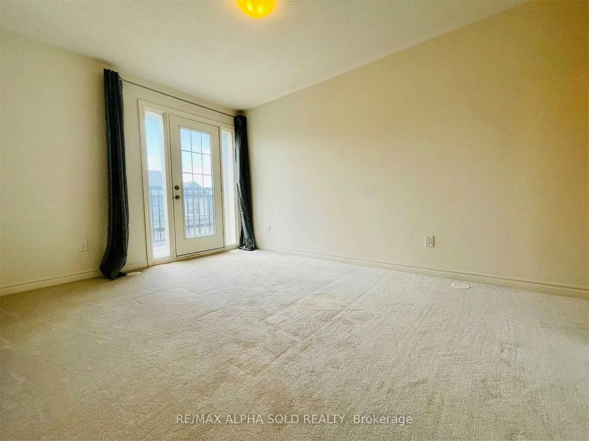8 Eaton Park Lane, #9