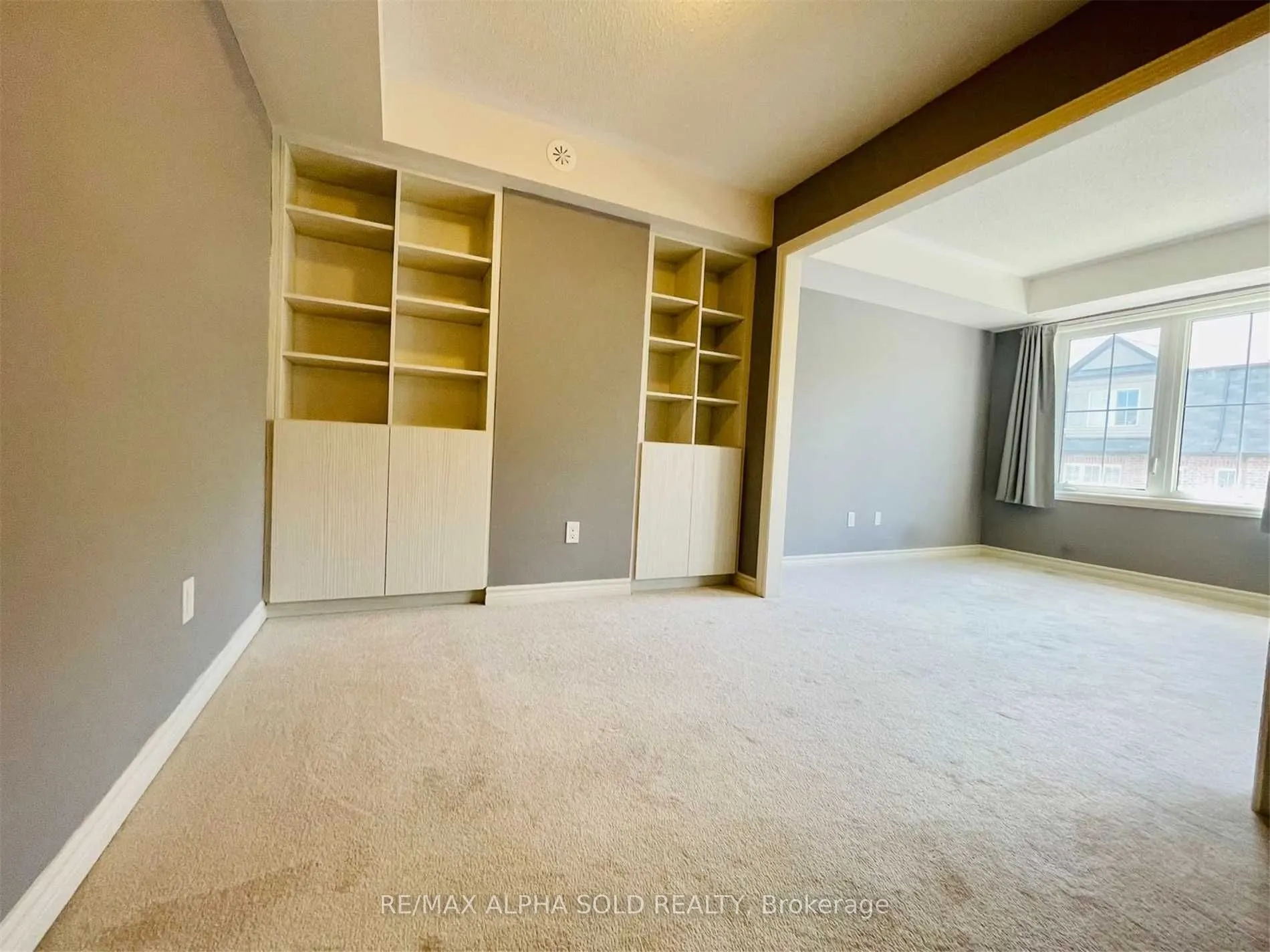 8 Eaton Park Lane, #9