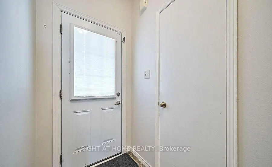 10 Bassett Boulevard, #18