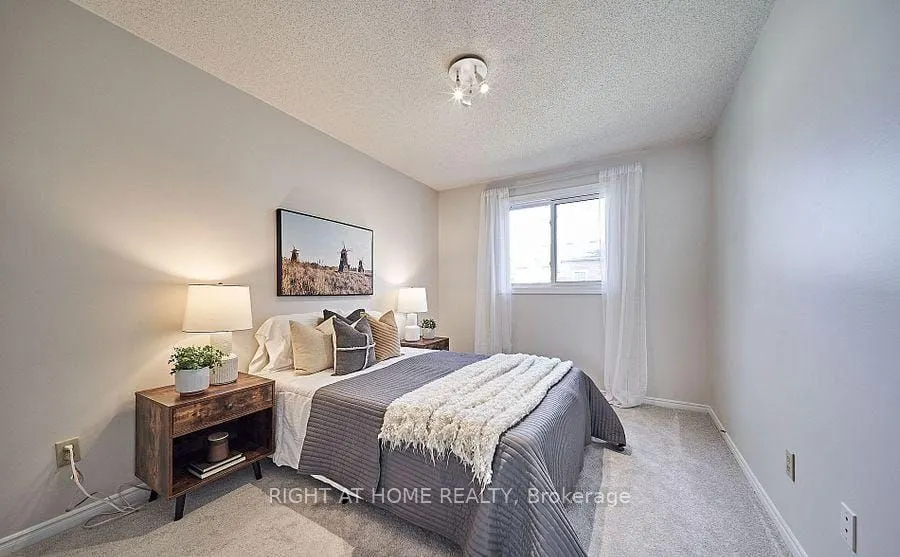 10 Bassett Boulevard, #18