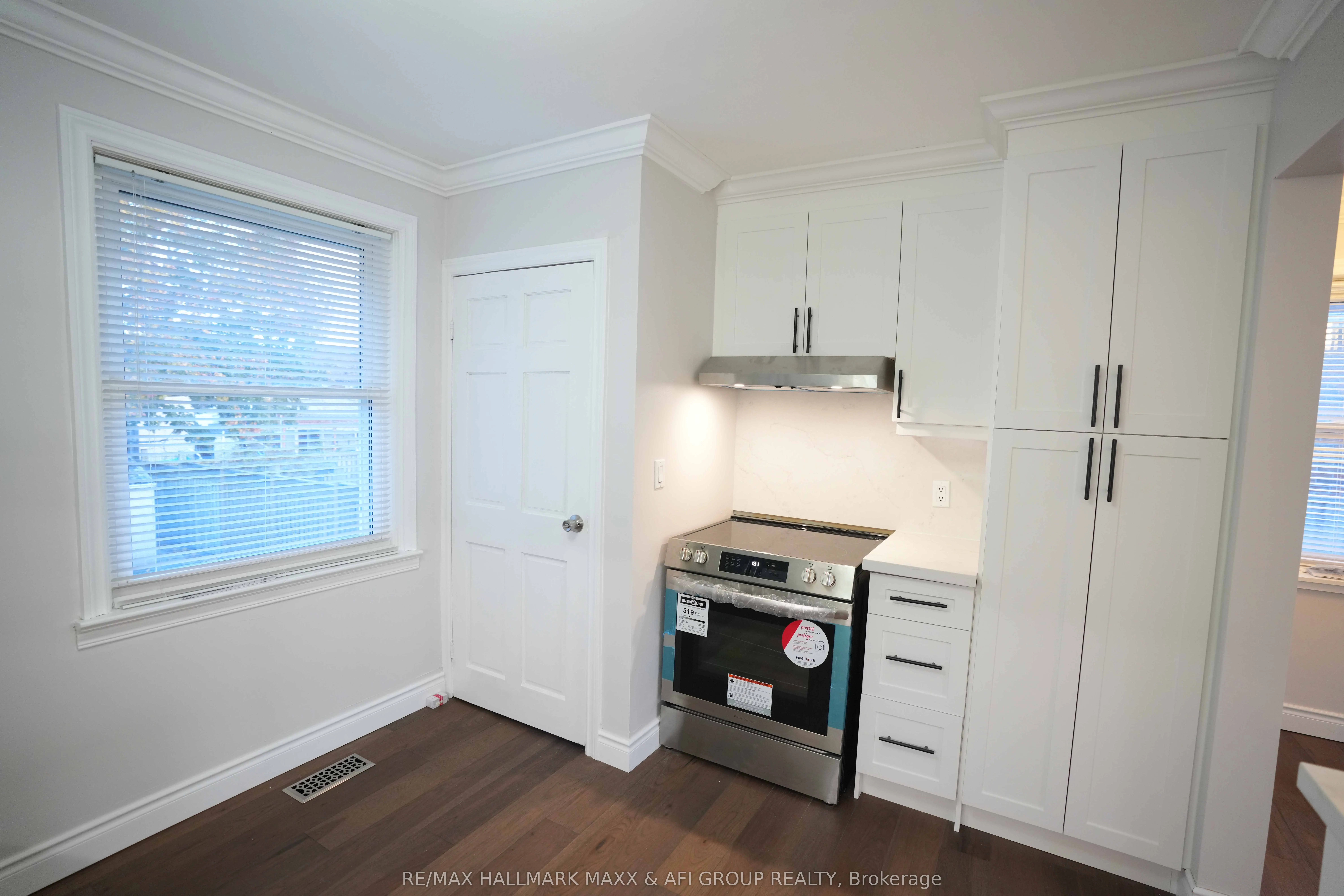 1315 Scugog Avenue