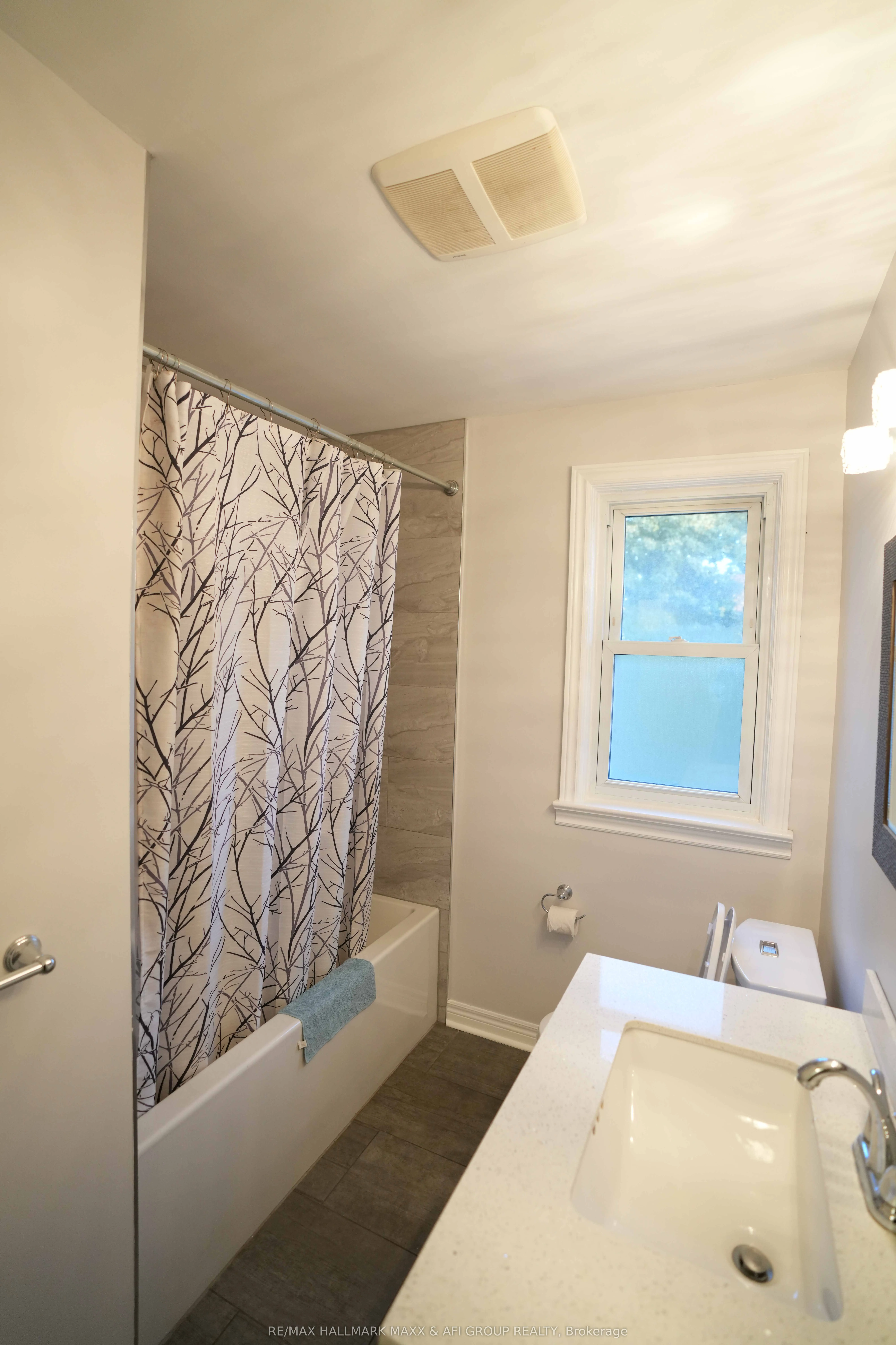 1315 Scugog Avenue