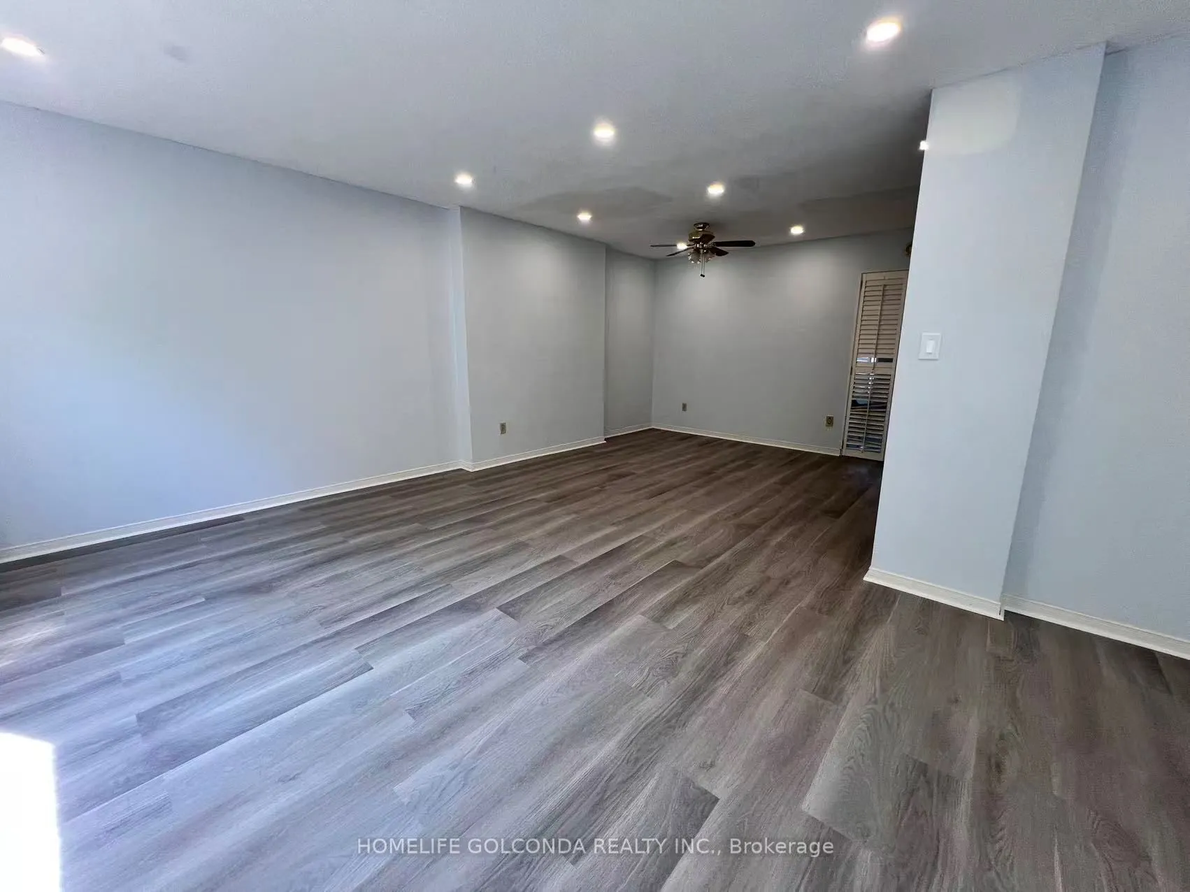25 whitecap Boulevard, #29