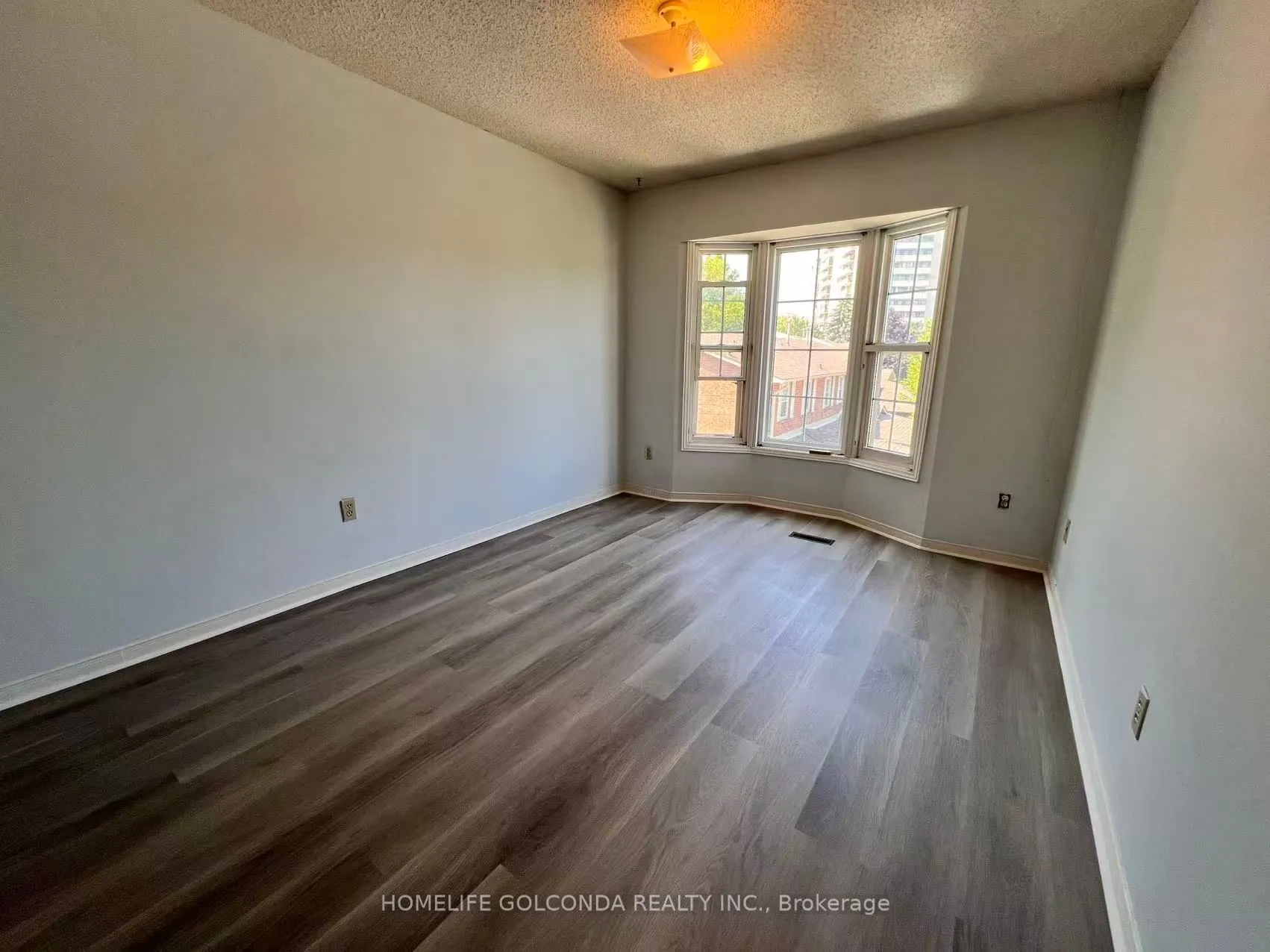 25 whitecap Boulevard, #29