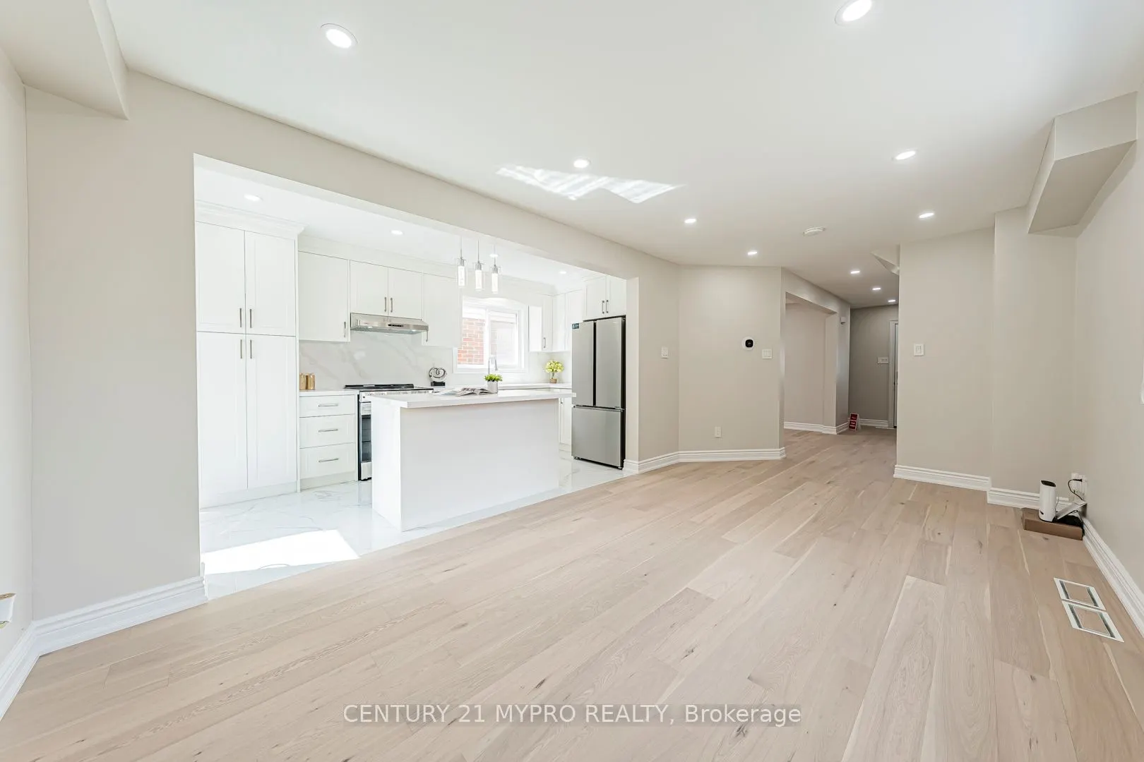 47 Fieldside Drive