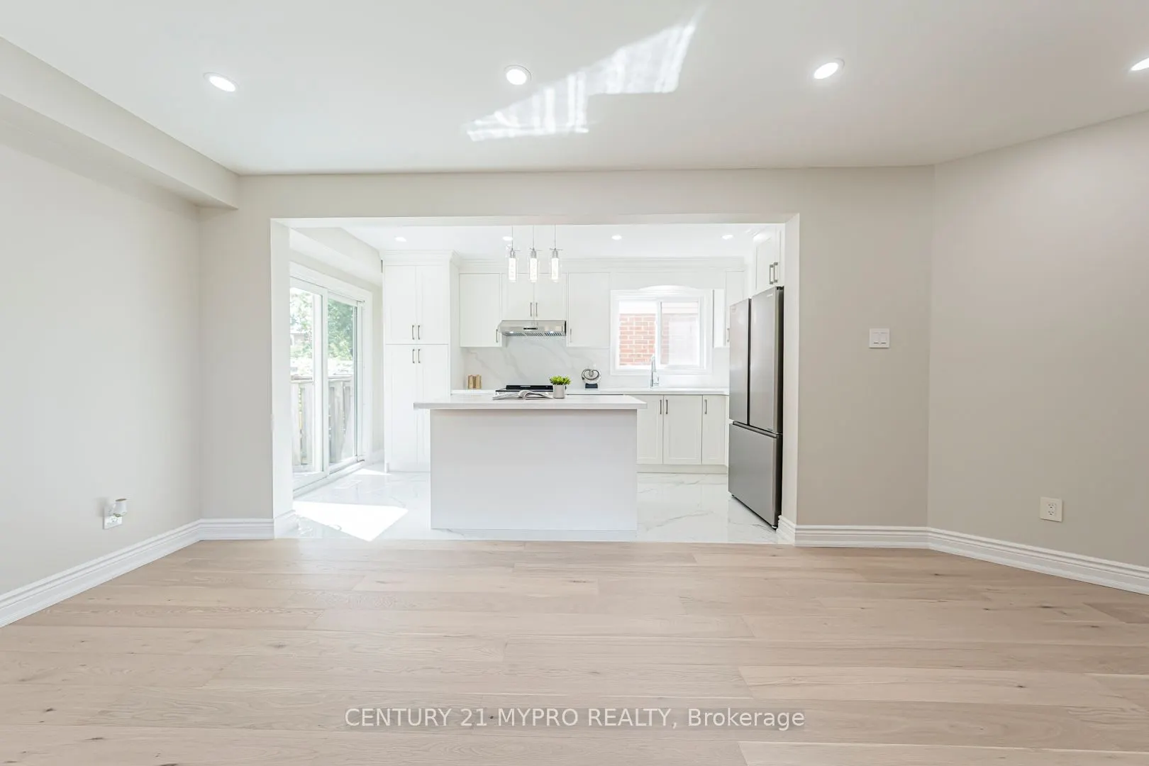 47 Fieldside Drive