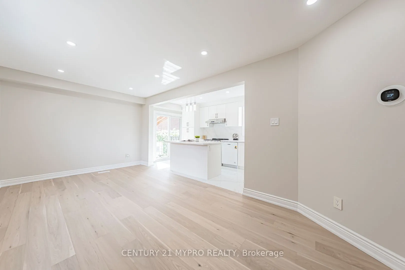 47 Fieldside Drive
