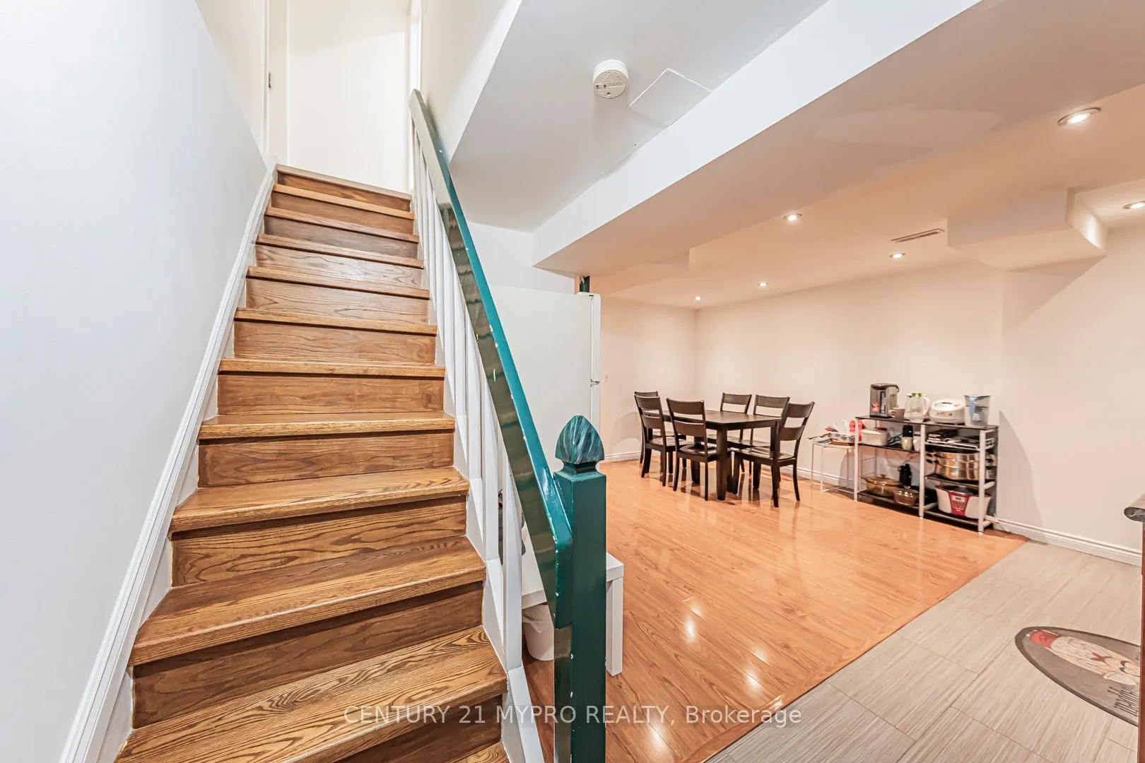 47 Fieldside Drive