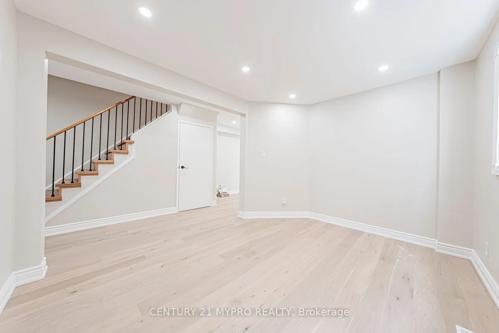 47 Fieldside Drive