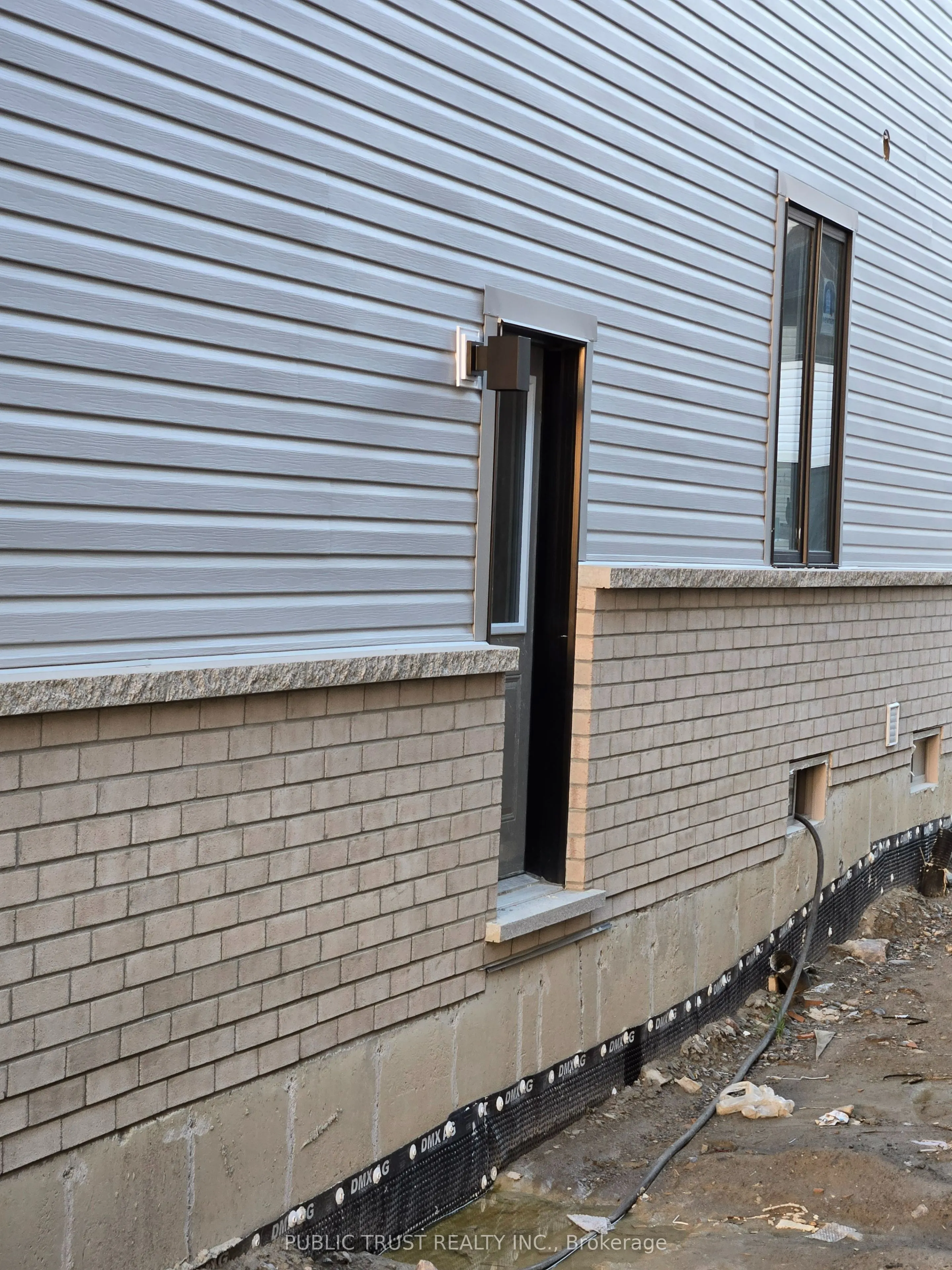 2079 Horace Duncan Crescent