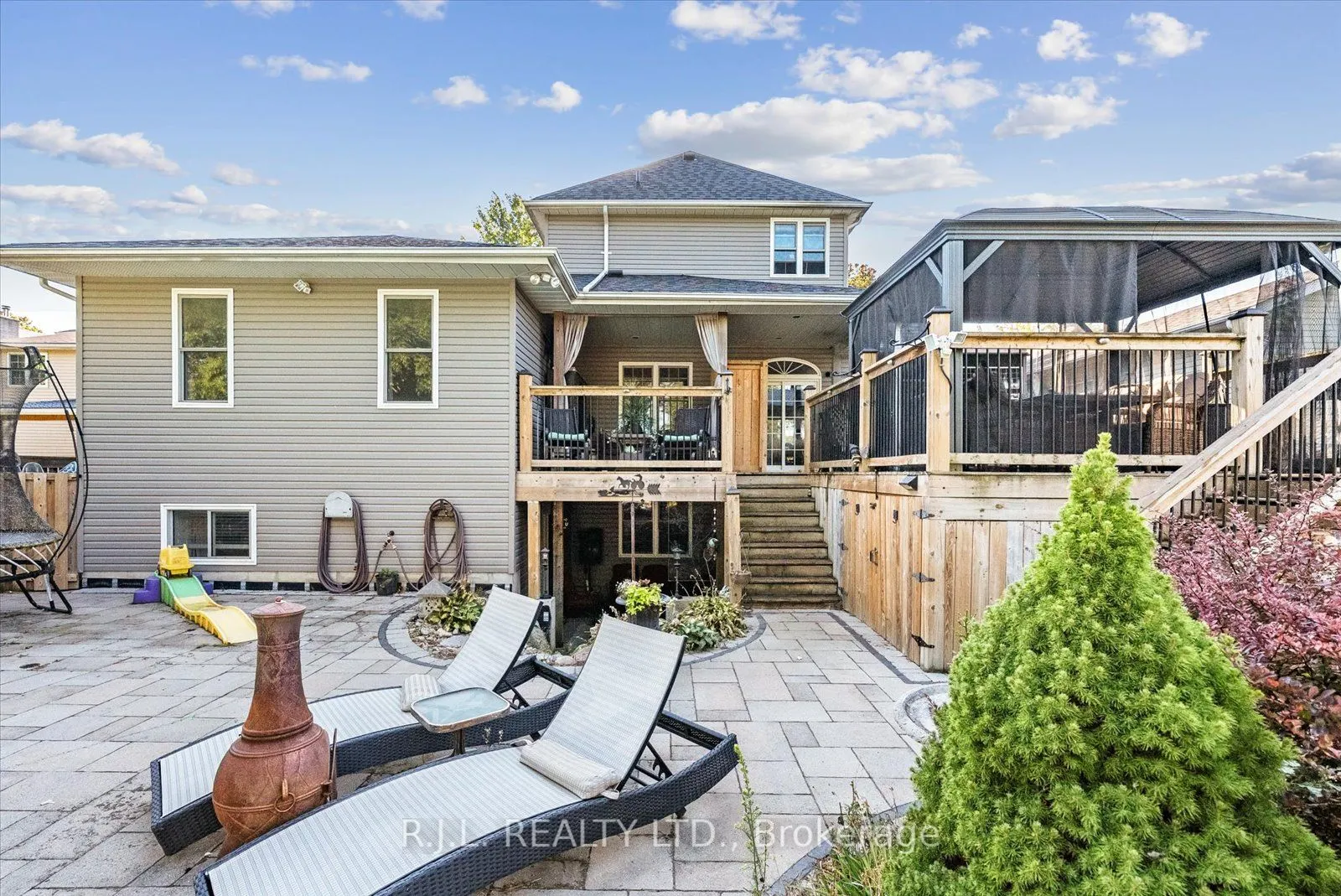 115 Beaver Street S