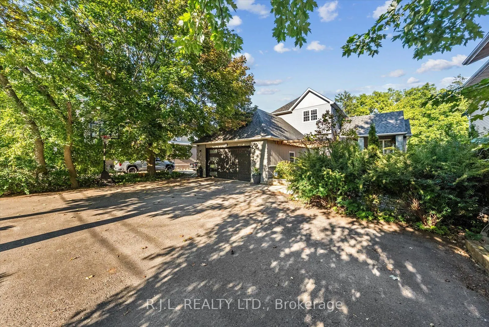 115 Beaver Street S