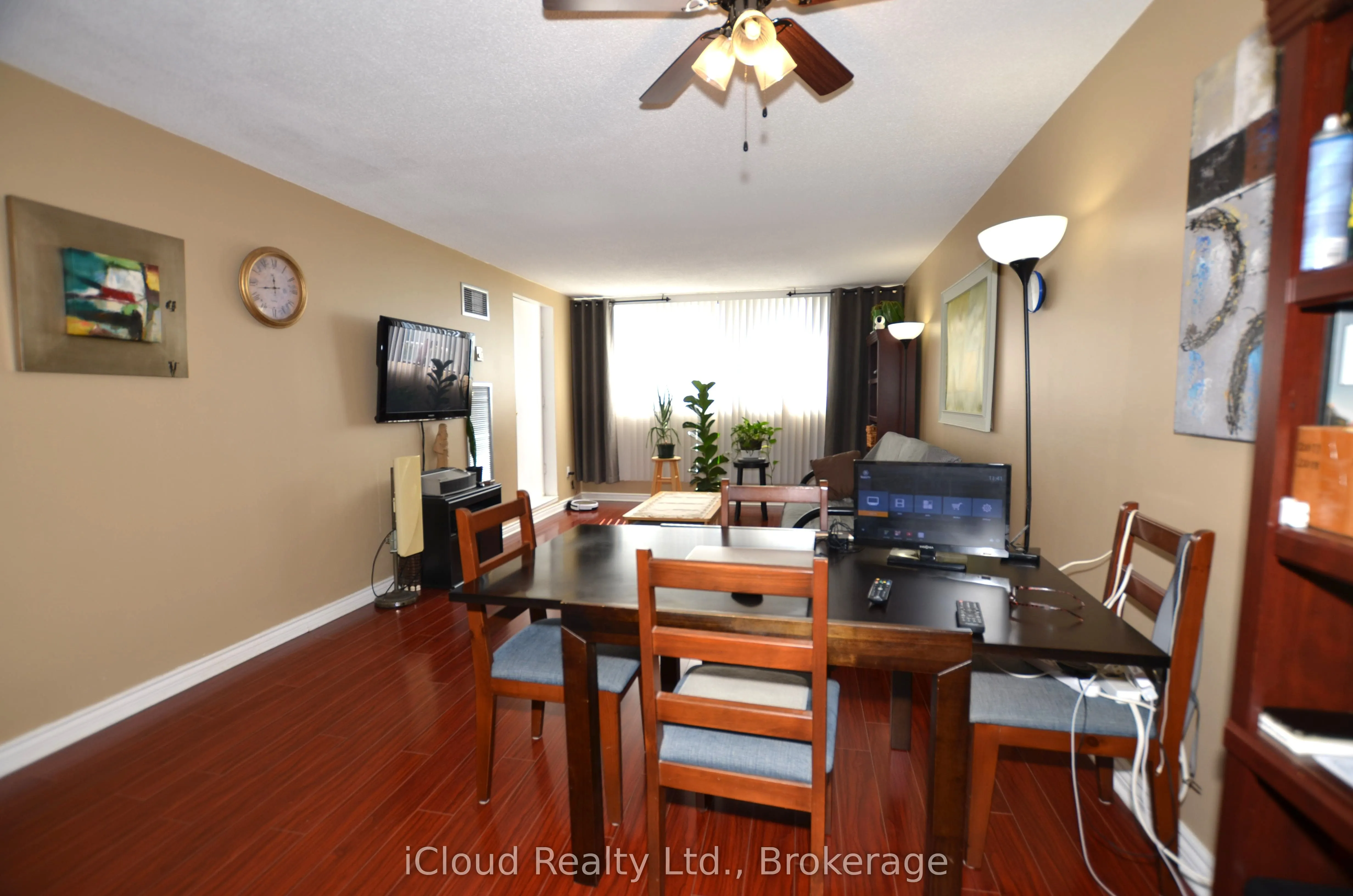 10 Tapscott Road, #1213