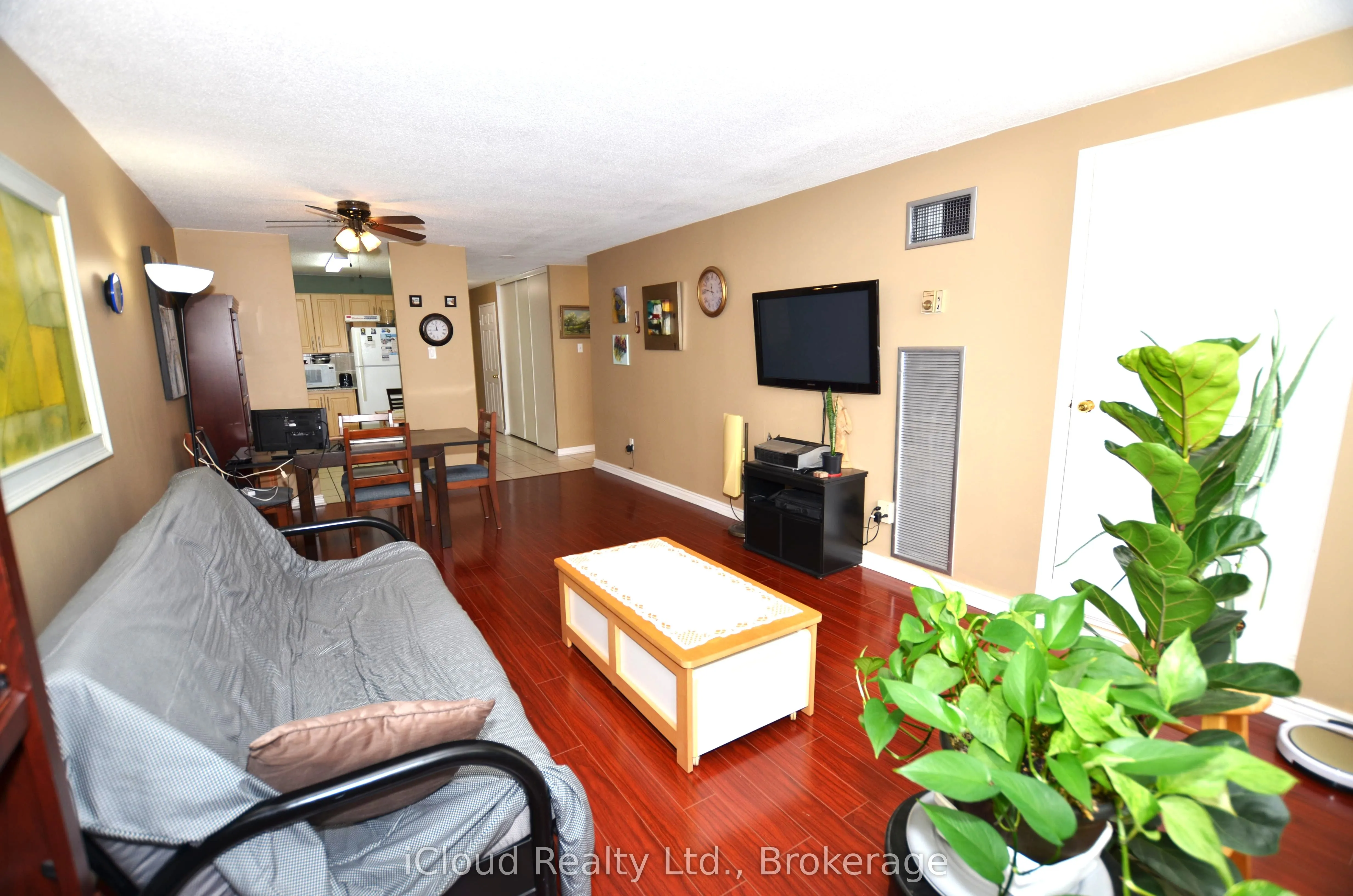 10 Tapscott Road, #1213