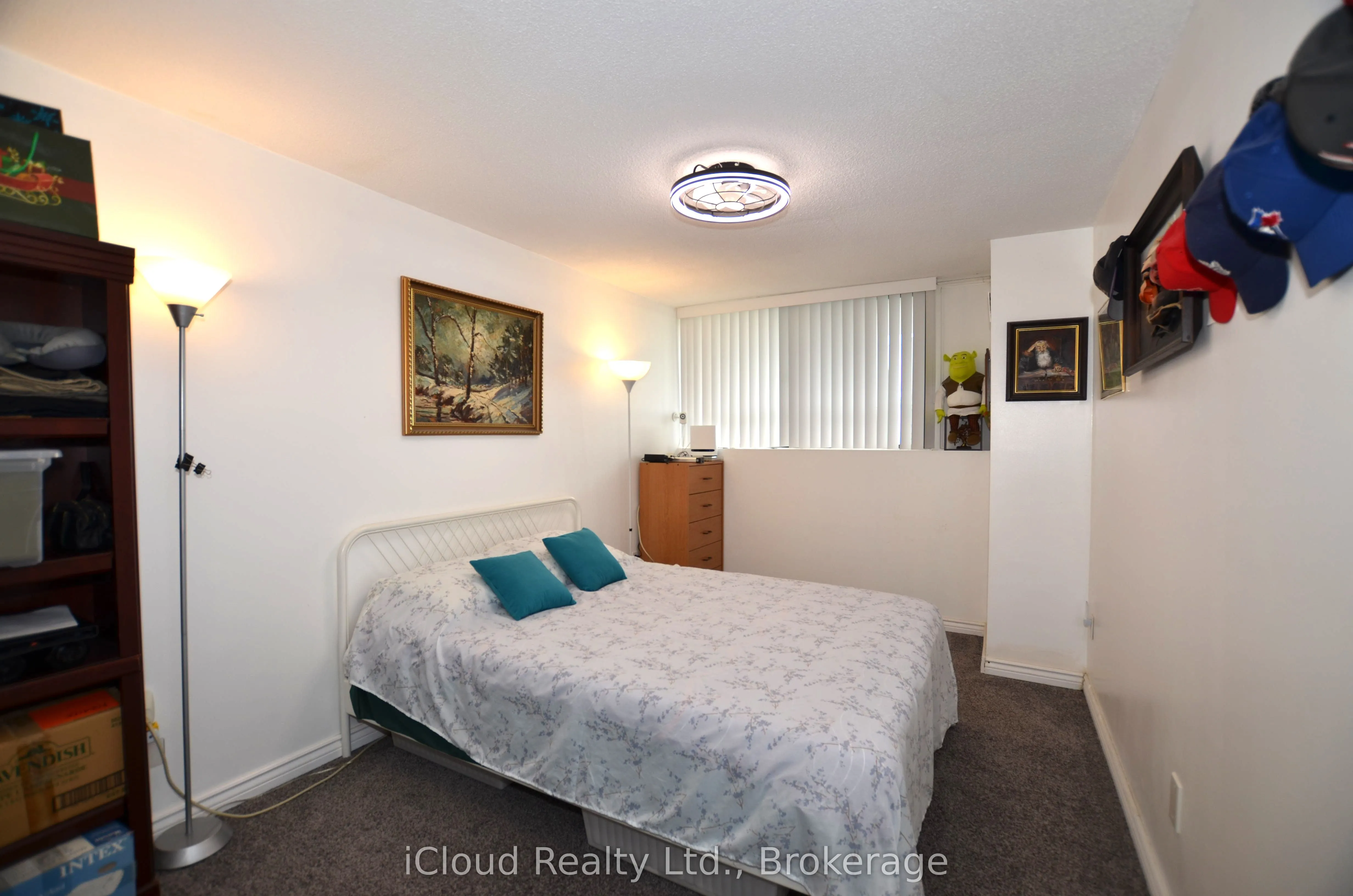 10 Tapscott Road, #1213
