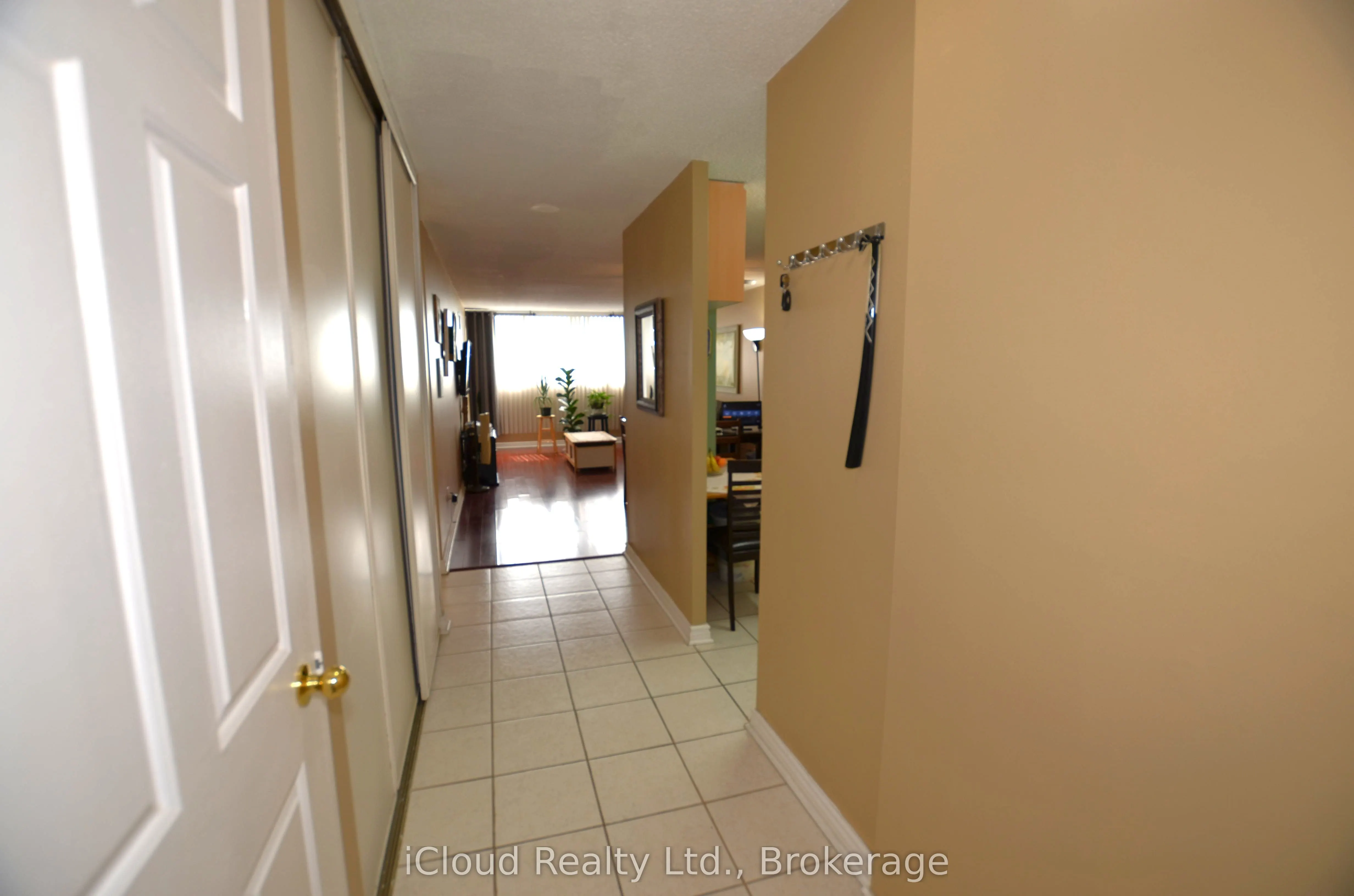 10 Tapscott Road, #1213