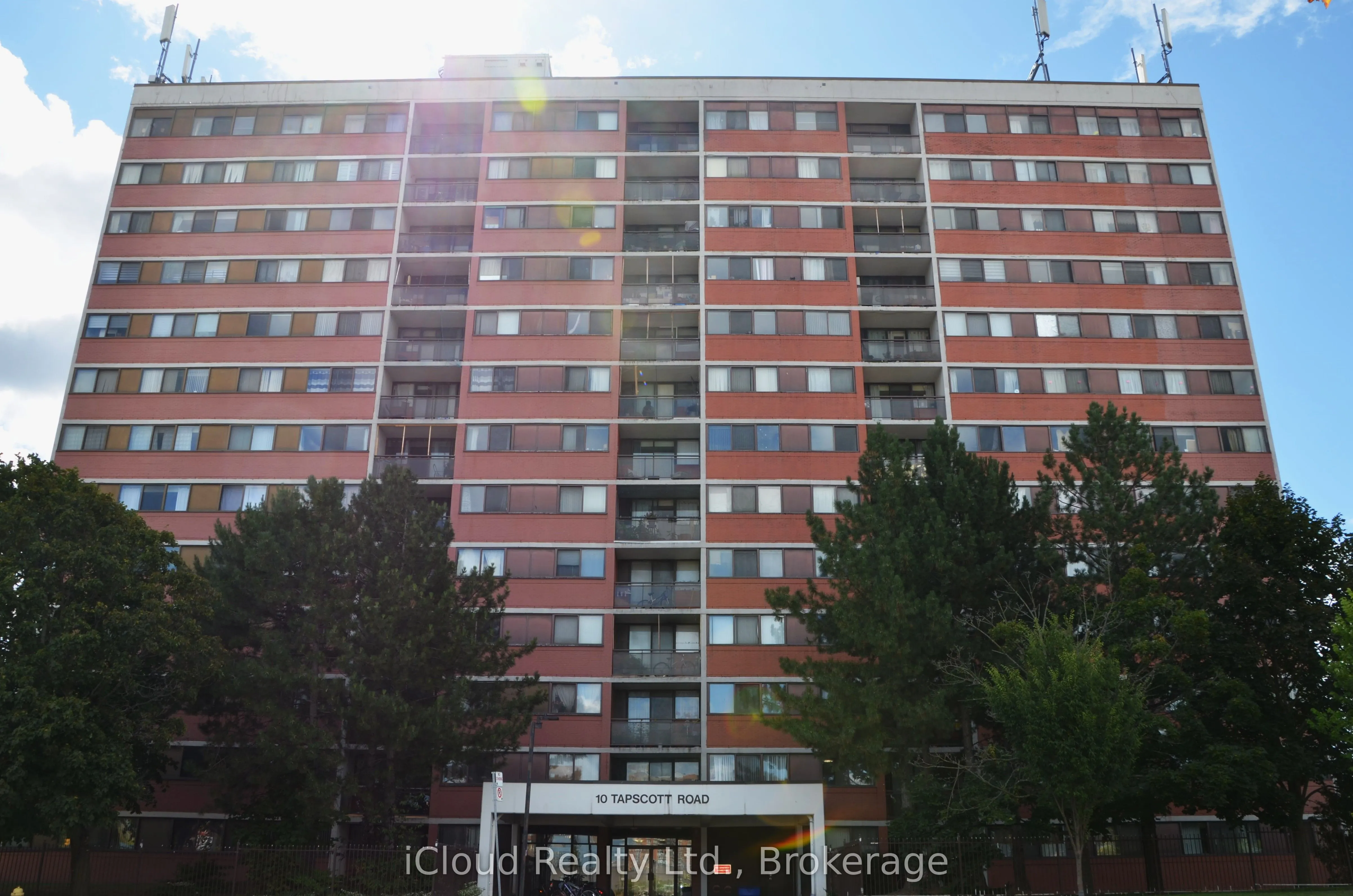 10 Tapscott Road, #1213